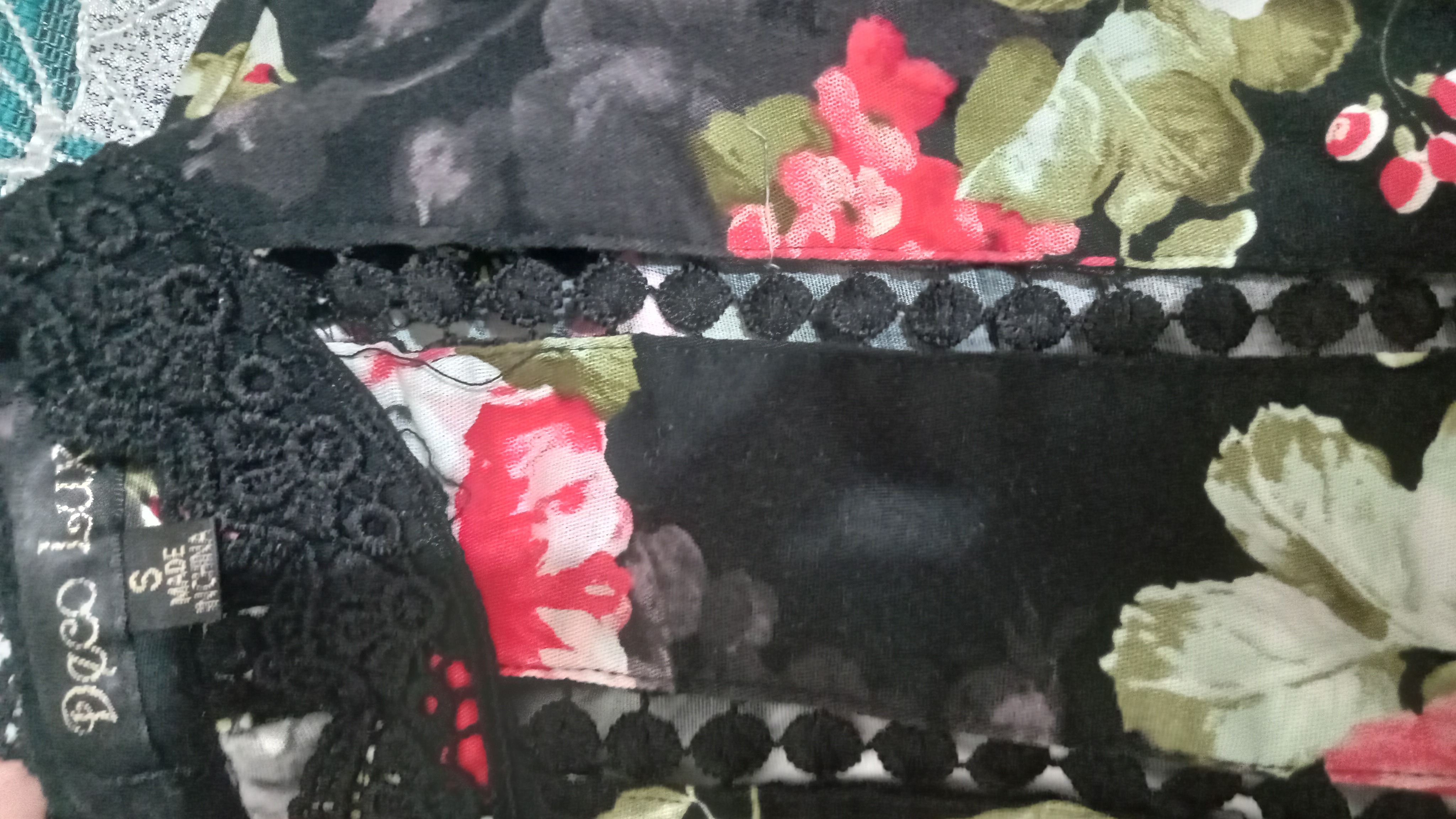 ropa para mujer - A RD$300 CADA UNA. PIEZAS ROPA VARIADAS