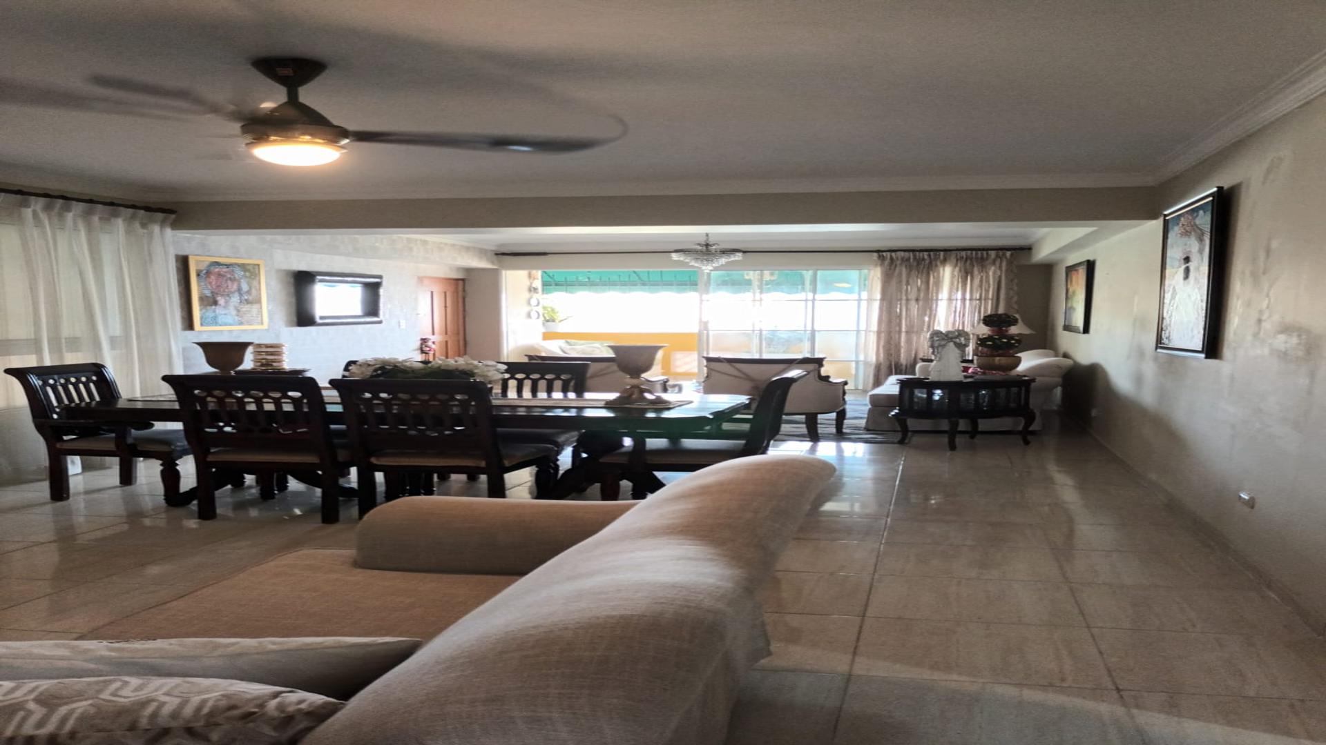 apartamentos - VENDO Apto en Gazcue