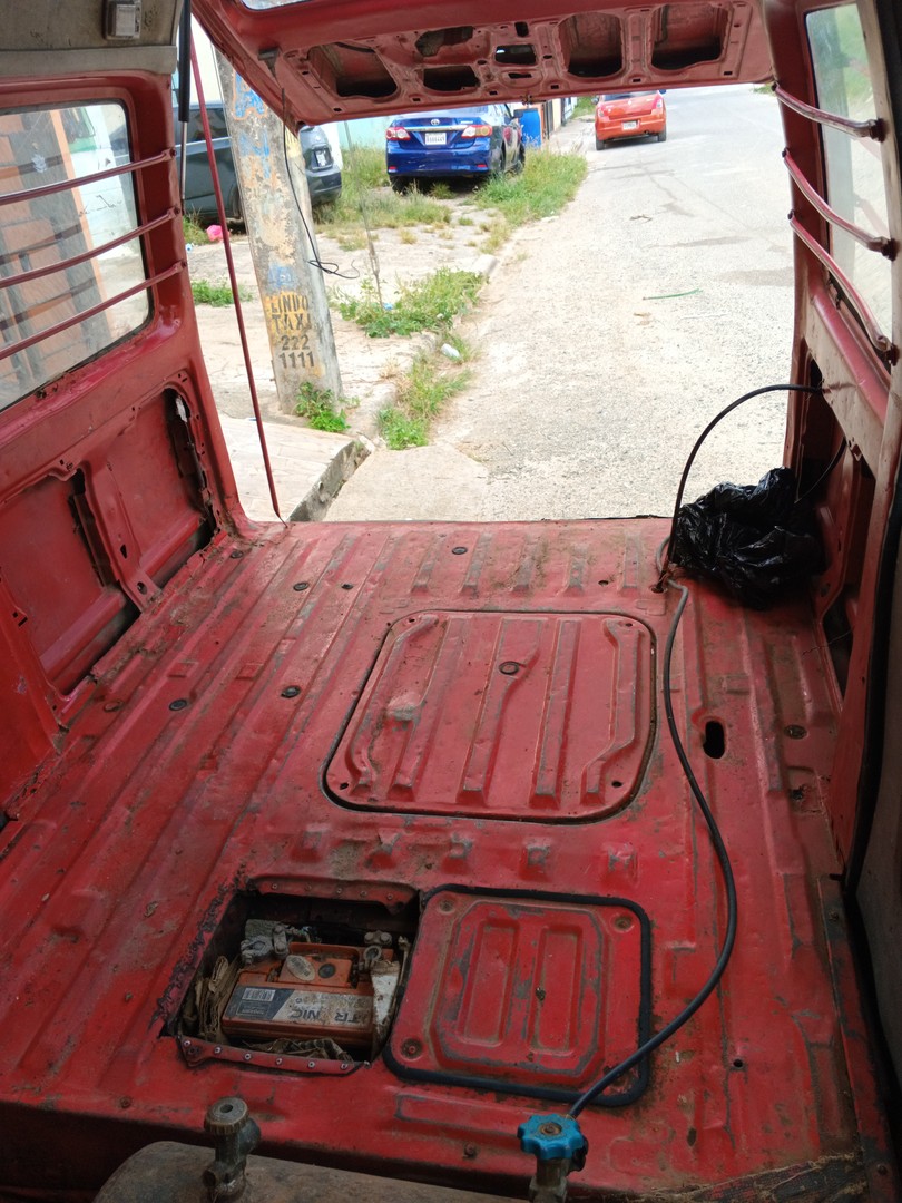 jeepetas y camionetas - Vehículo Honda tipo van, en condiciones, disponibilidad 24/7 6