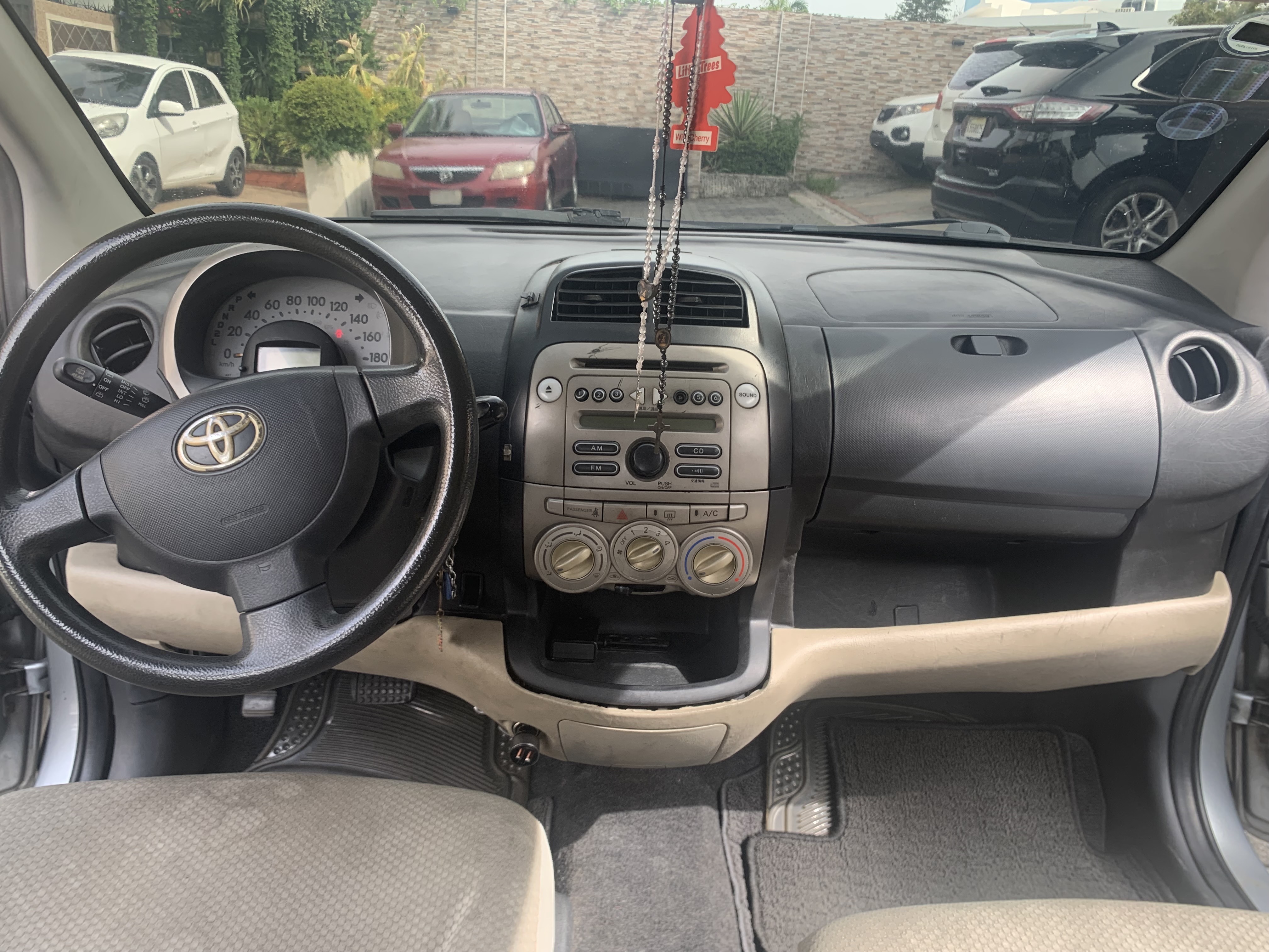 carros - Toyota Passo 2010  6