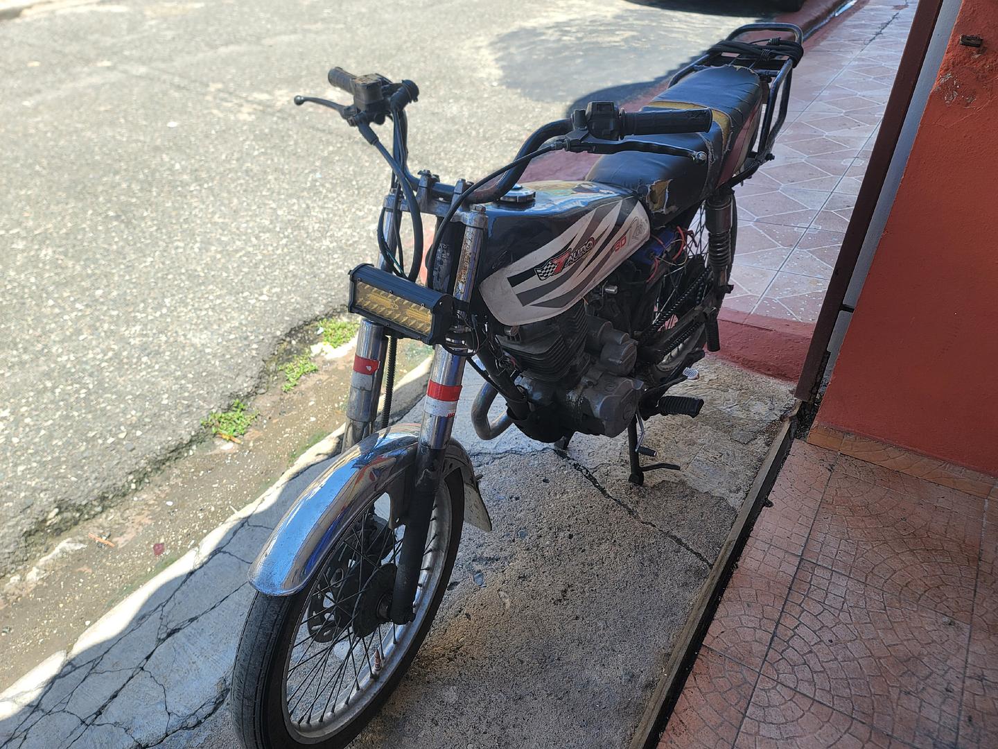 motores y pasolas - vendo motor tauro cg  0