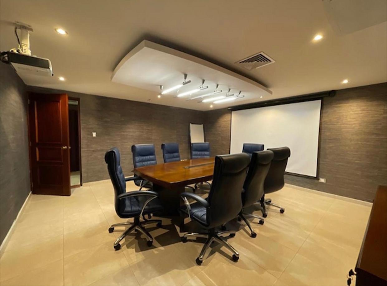 oficinas y locales comerciales - Local en alquiler  1