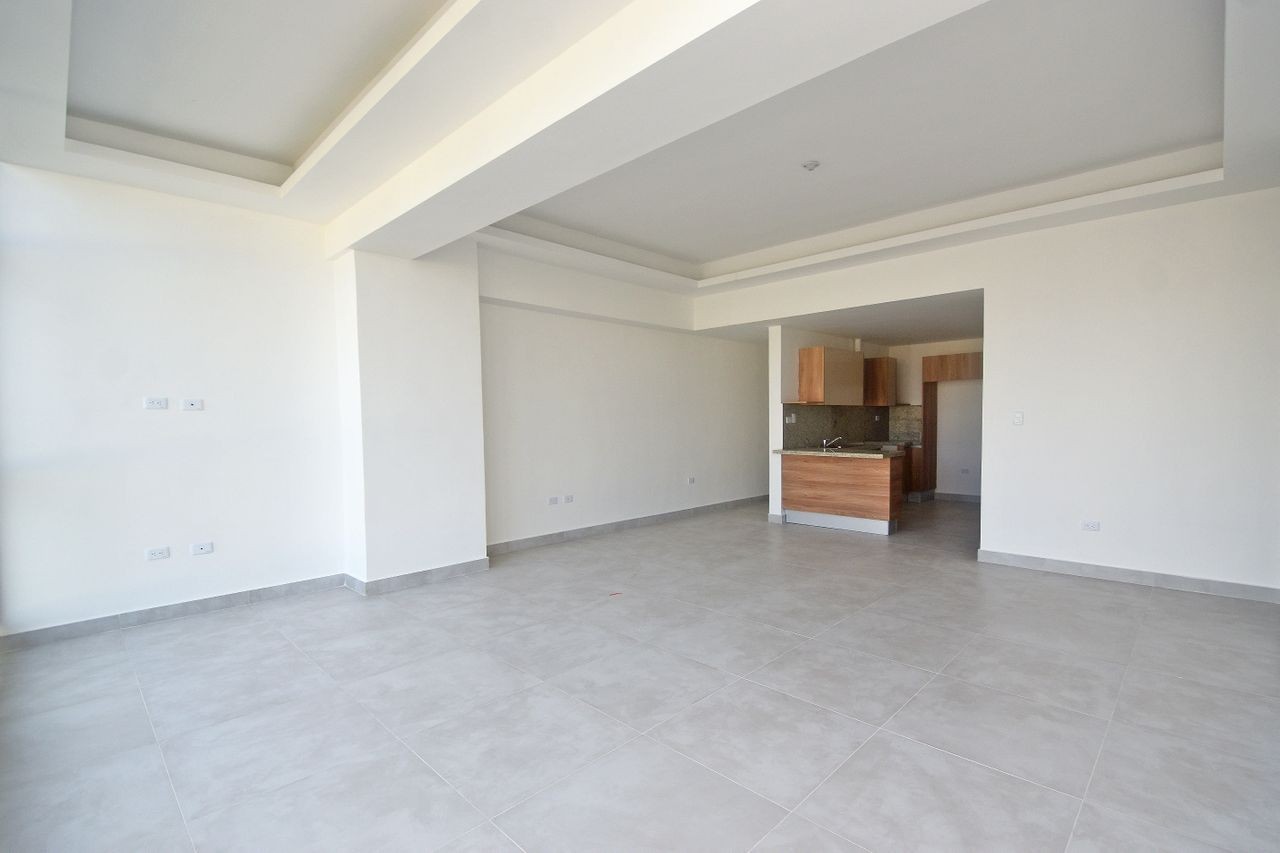 apartamentos - Evaristo Morales alquiler 2 habitaciones 2.5 banos 2 parqueos 