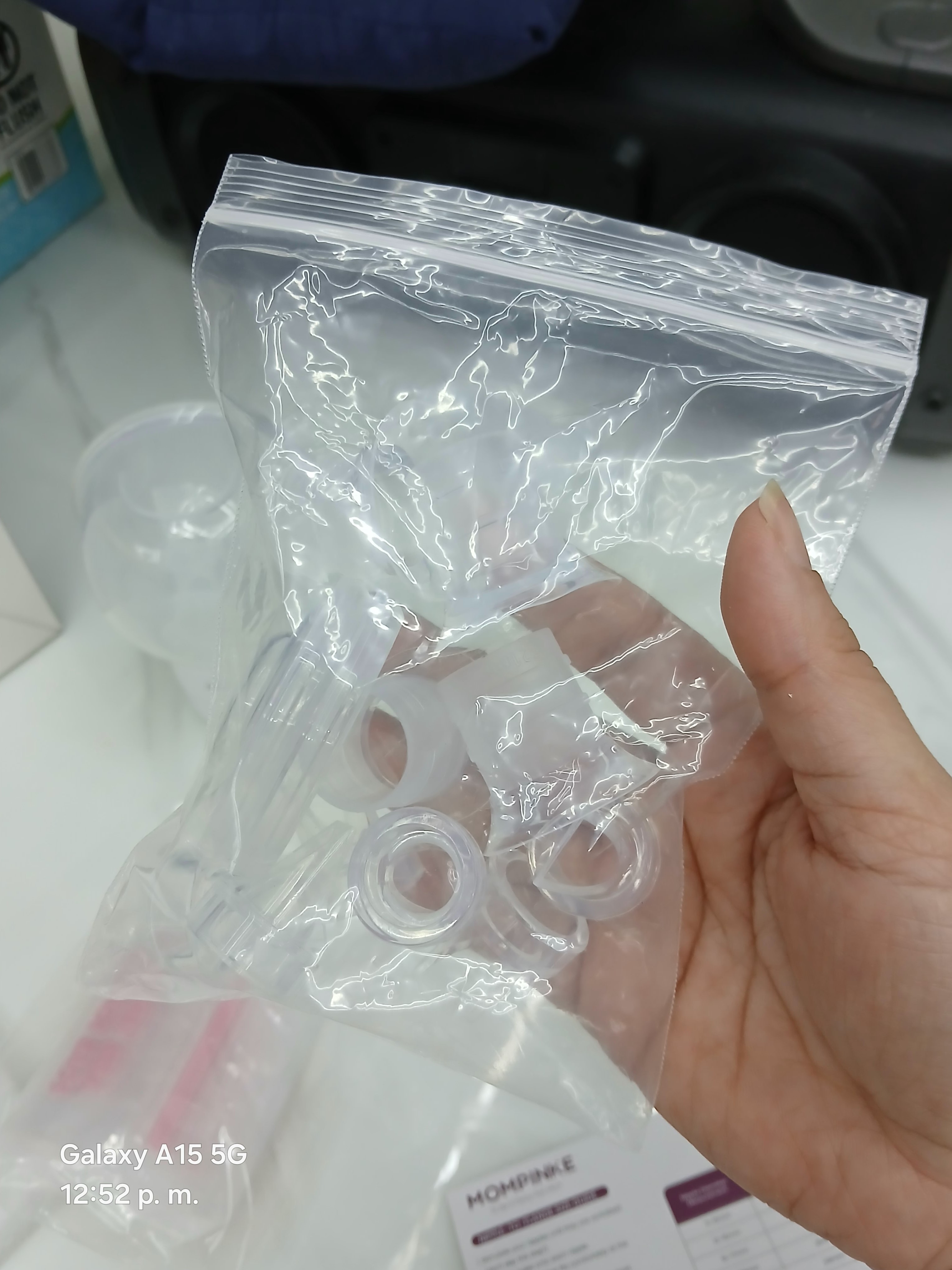 accesorios -  MOMPINKE Extractor de leche manos libres S12 1