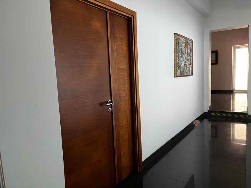 oficinas y locales comerciales - Oficina en alquiler en Gazcue 3