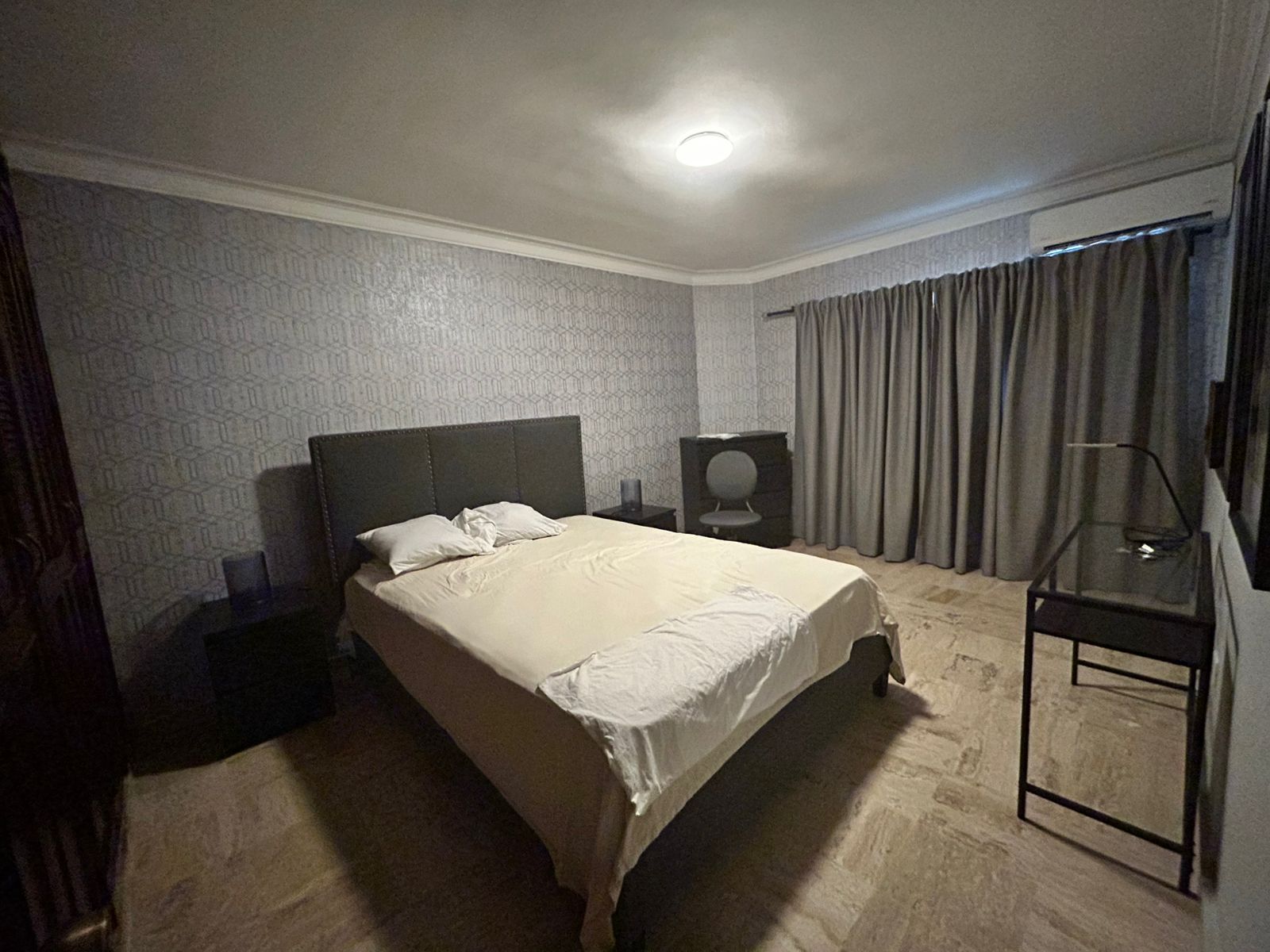 apartamentos - Apartamento Amueblado en Alquiler  Piantini 2