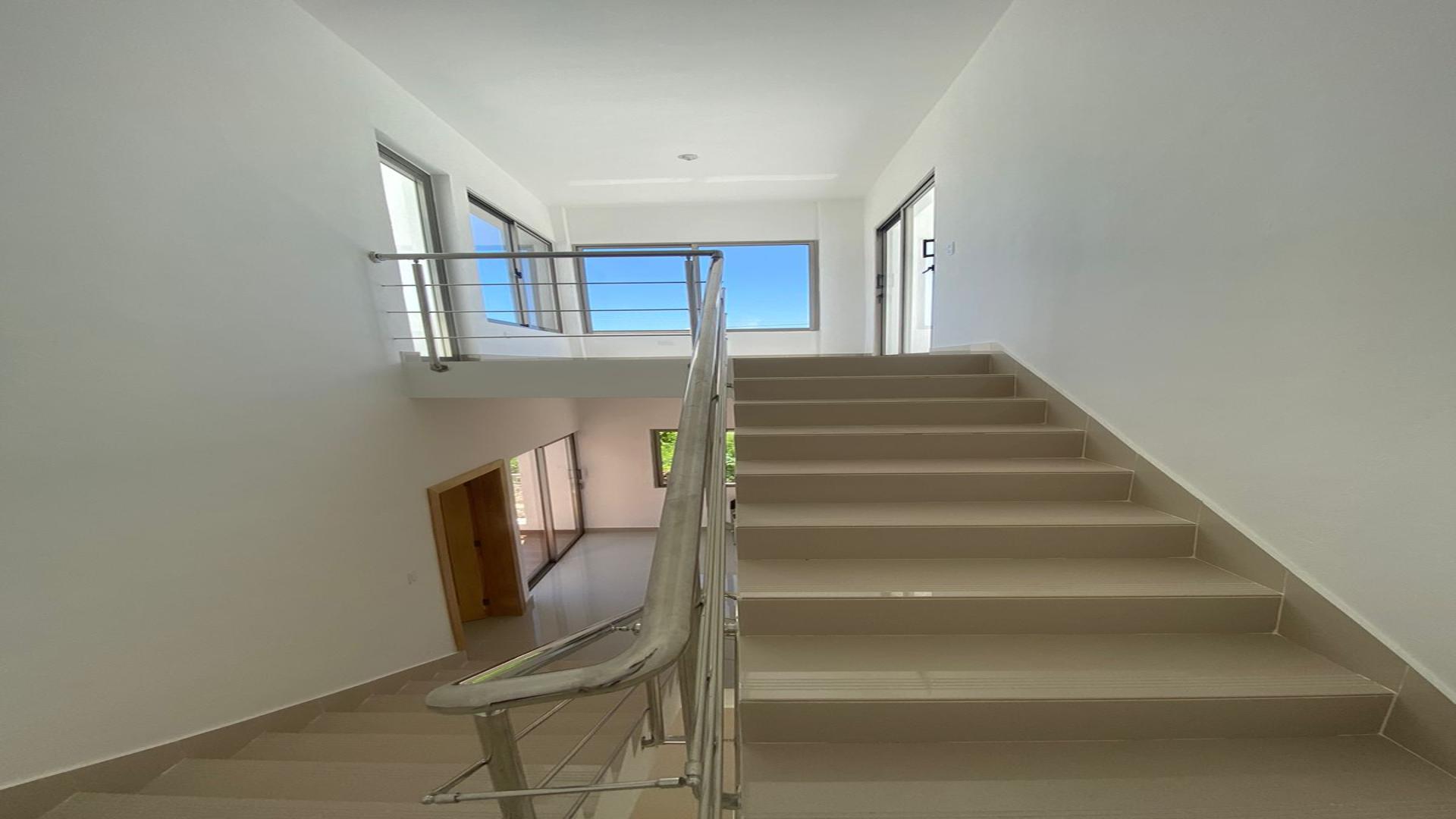 casas - Casa nueva con terraza privada . 6