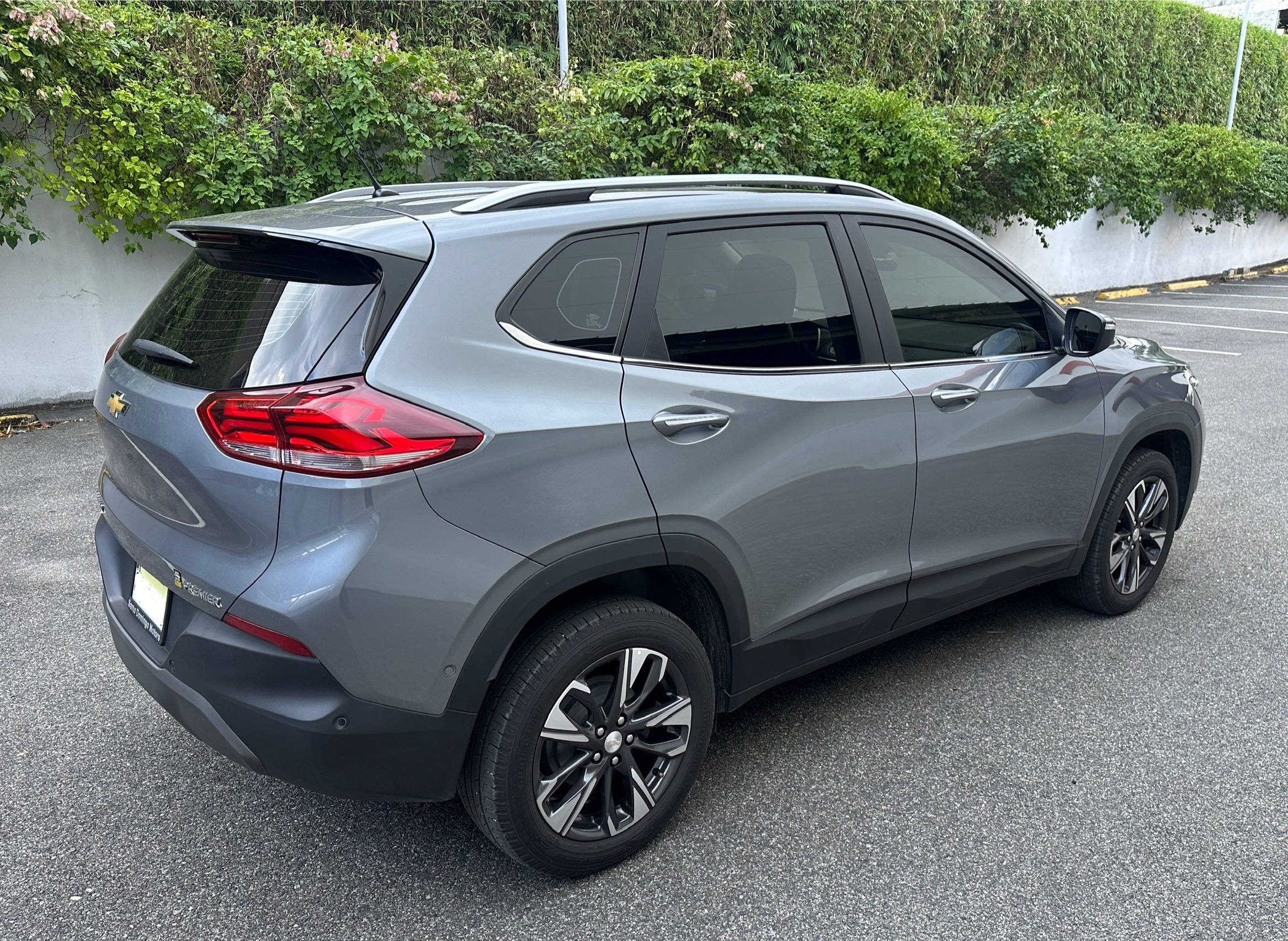 jeepetas y camionetas - Chevrolet Tracker Premier 2023  3