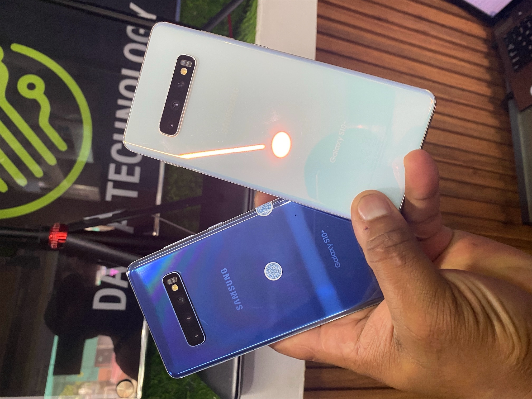 celulares y tabletas - s10 plus  5