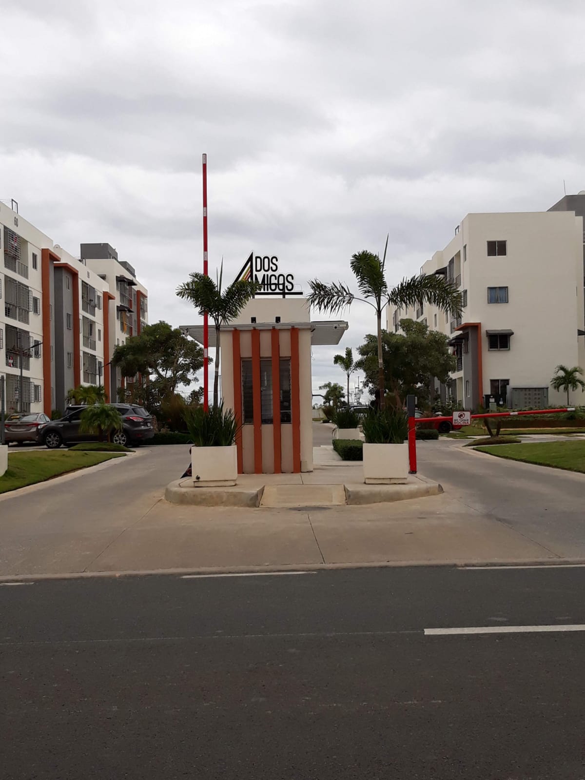 apartamentos - Apto 1er NIVEL, AMUEBLADO Y REBAJADO CIUDAD JUAN B