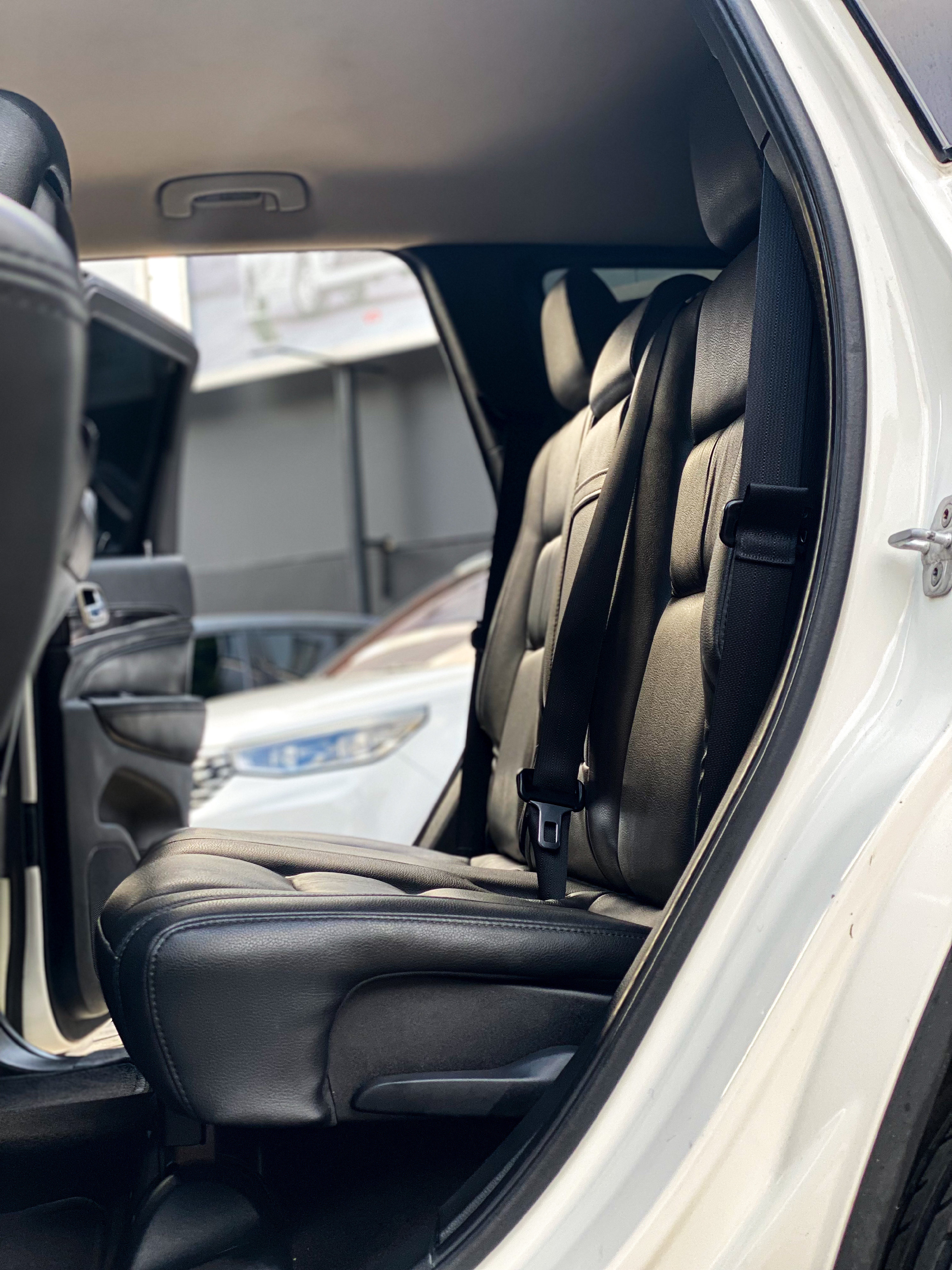 jeepetas y camionetas - Jeep Grand Cherokee Laredo 2012 NO IMPORTA EL CRÉDITO  4