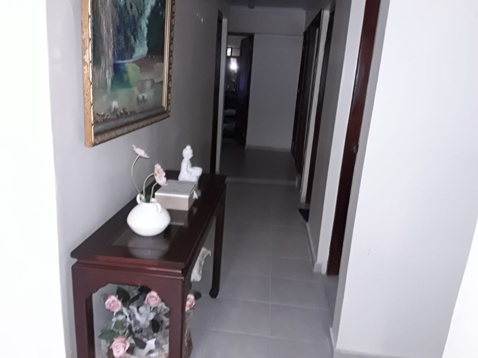 decoración y accesorios - Repisa de Caoba 