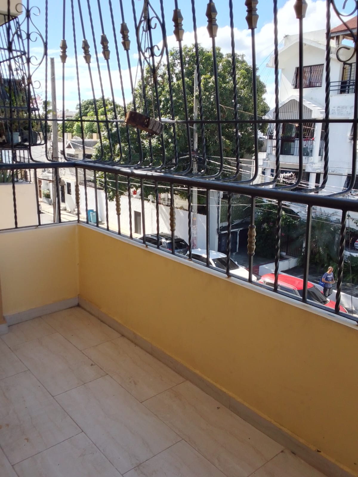 apartamentos - vendo apartamento en la Avenida Independencia  8