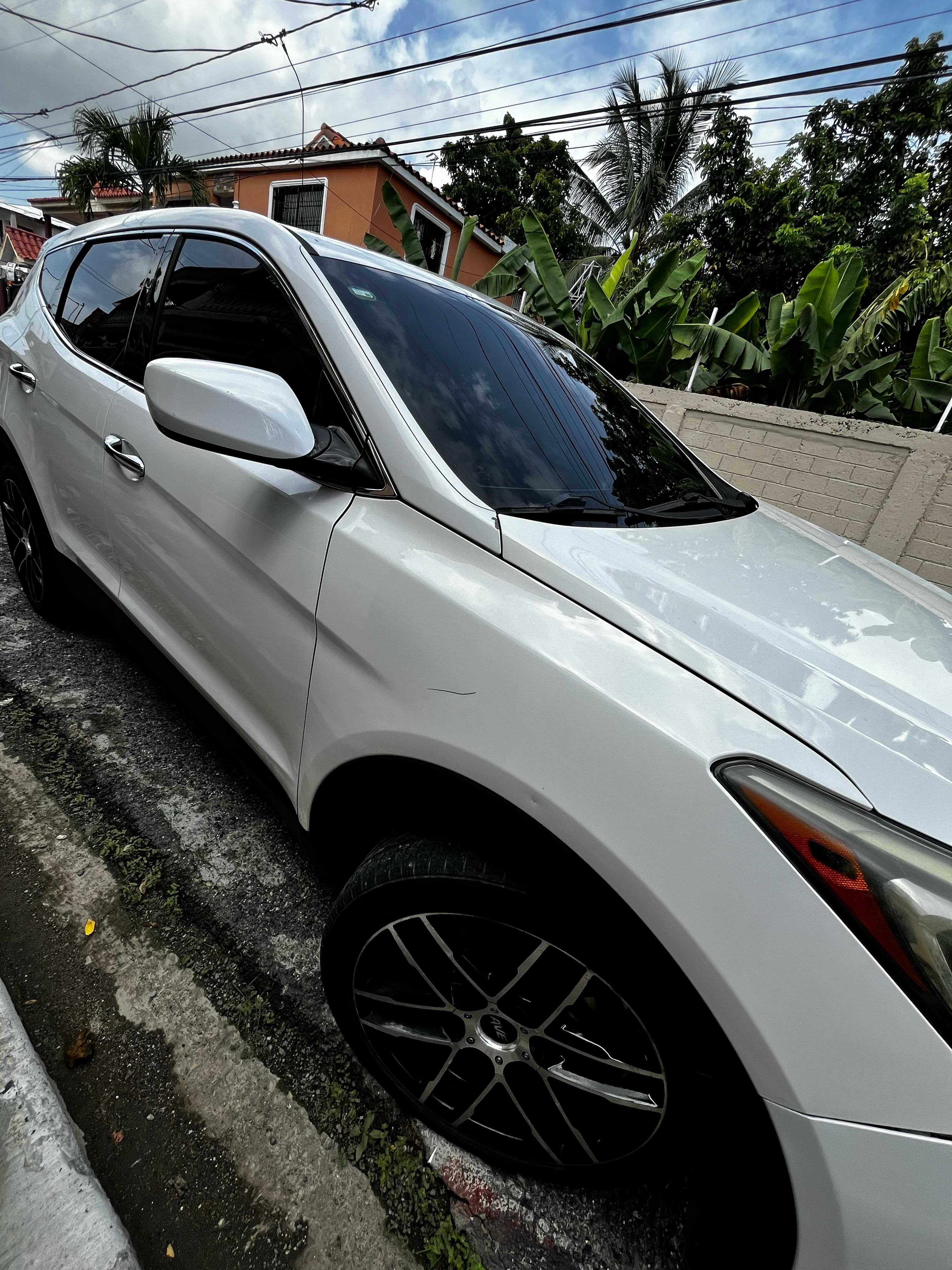 jeepetas y camionetas - Hyundai Santa fe sport 2017  4