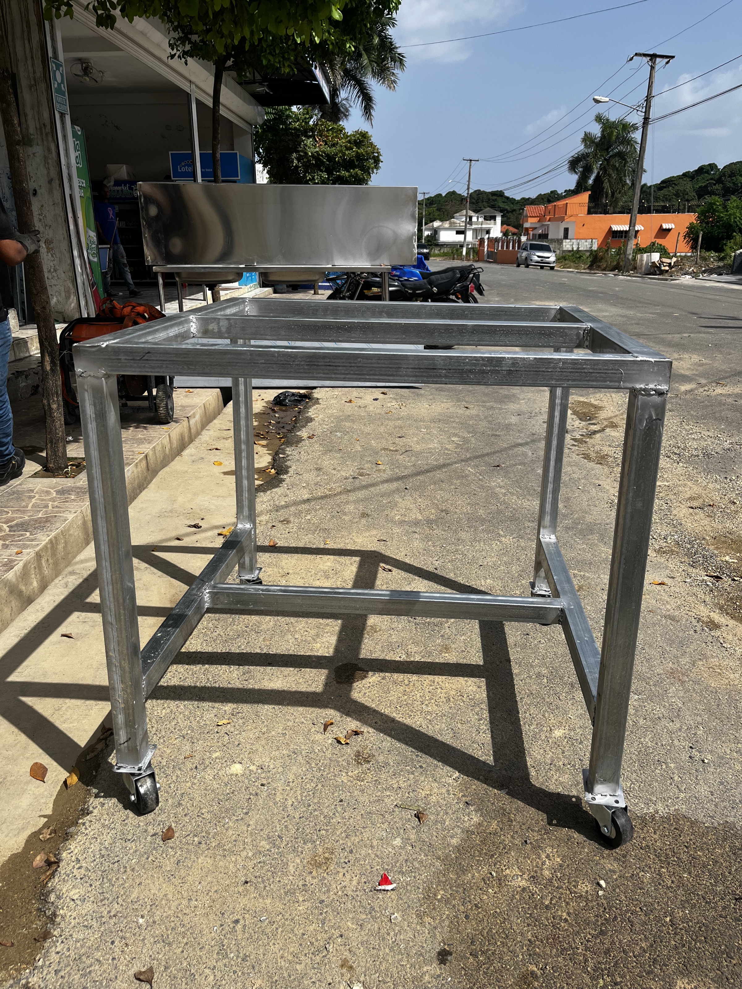equipos profesionales - Base para hornos Industrial 
 1