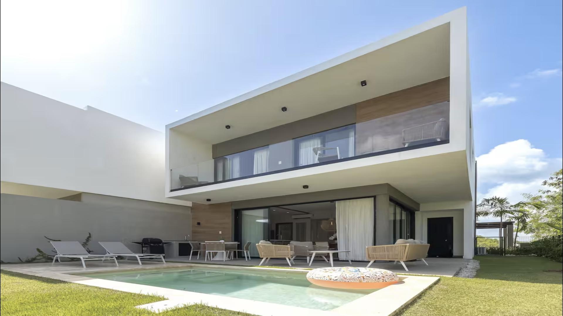 otros inmuebles - Spacious Villa Habitat w/ Private Pool & BBQ, ciudad las canas 1
