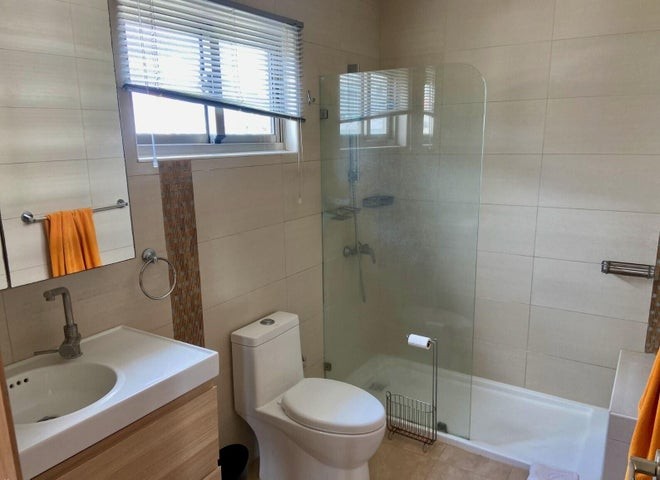apartamentos - Apartamento en venta #24-872 iluminado bien distribuido planta eléctrica 4