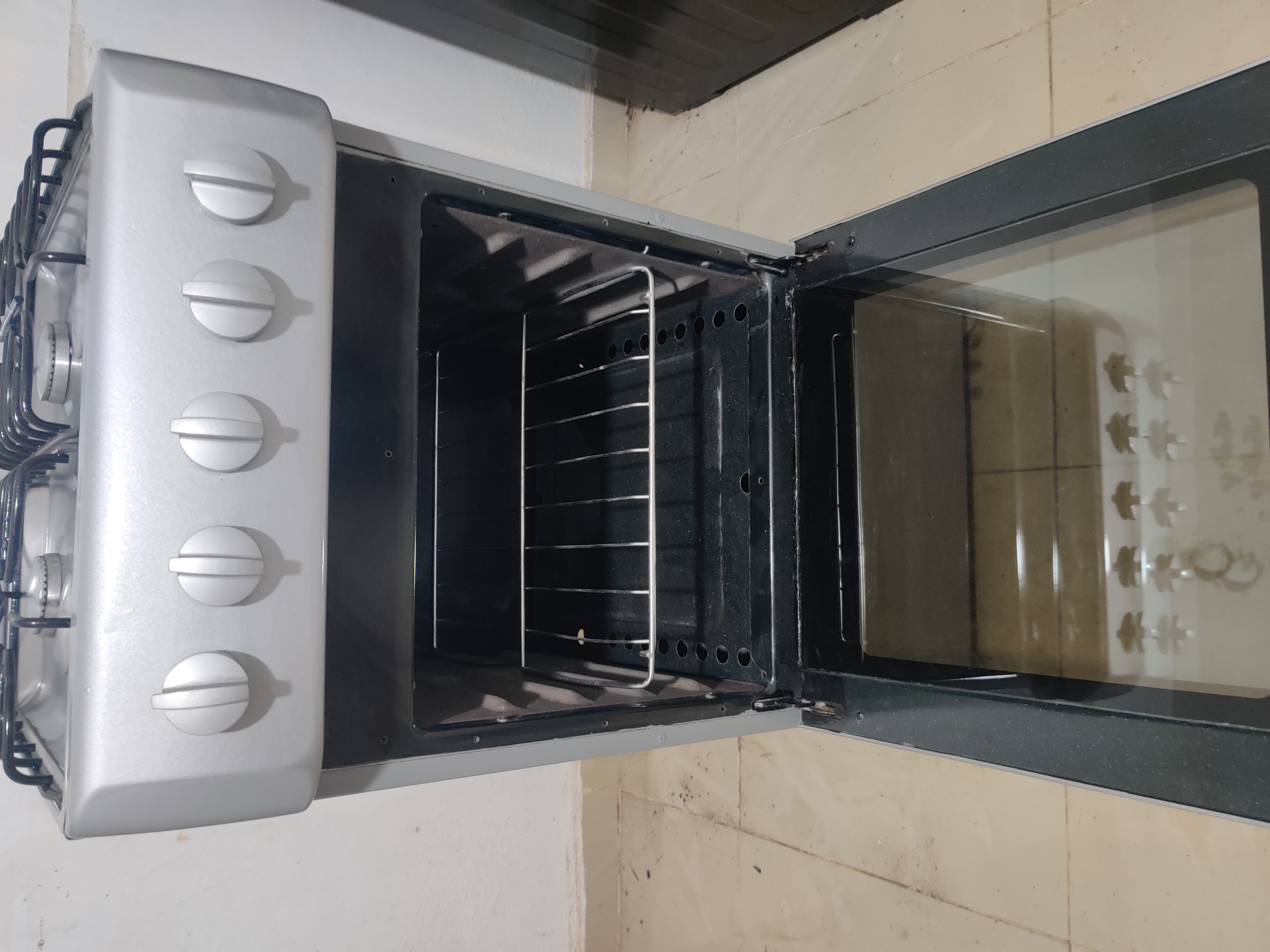 electrodomesticos - Estufa Whirlpool ✅ de 20 pulgadas en excelente condiciones y estado con garantía 3