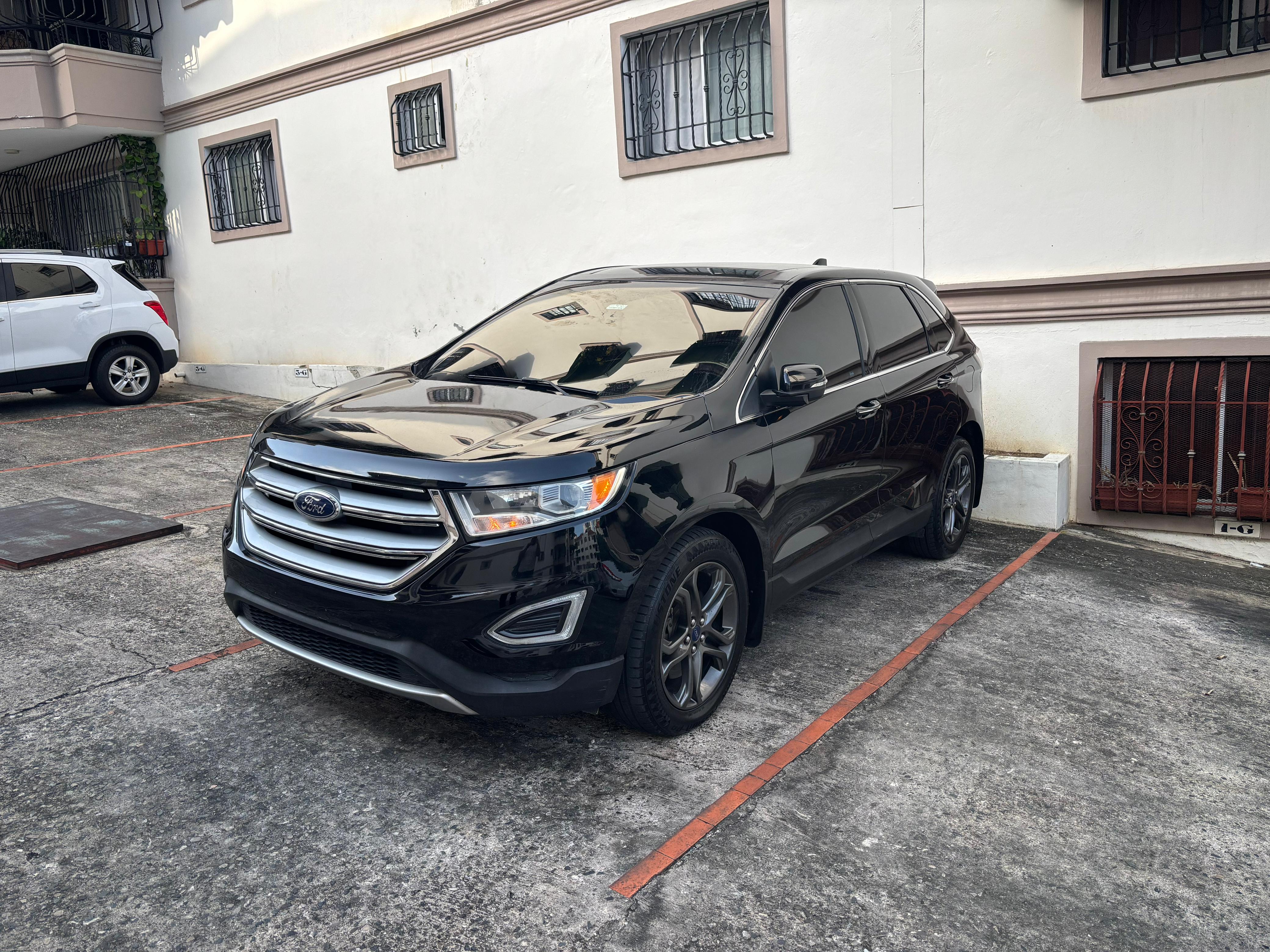 jeepetas y camionetas - Ford Edge AWD titanium 2017 0
