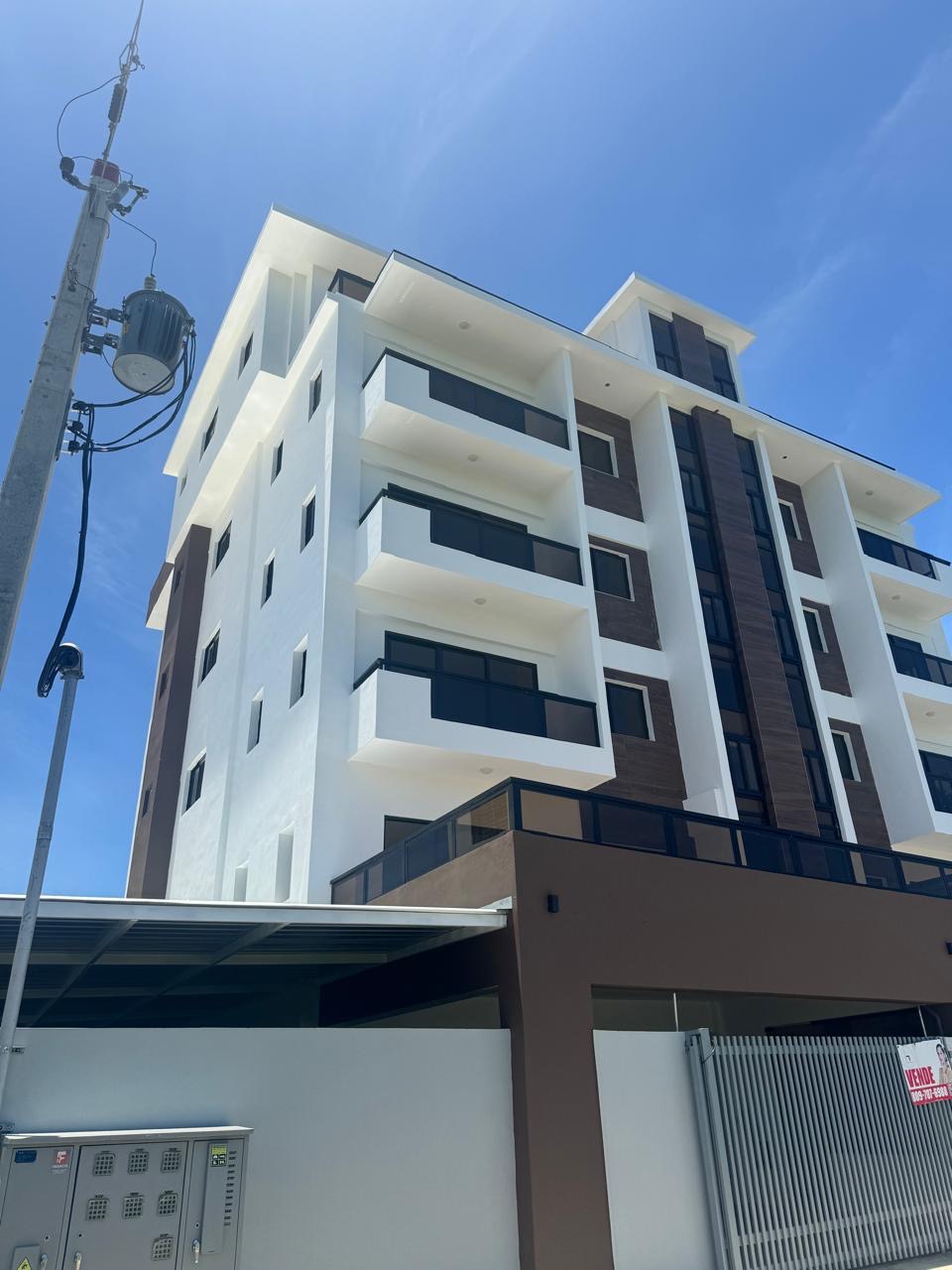 apartamentos - Tengo 2 Hermosos, lujosos y a estrenar Aptos. 8