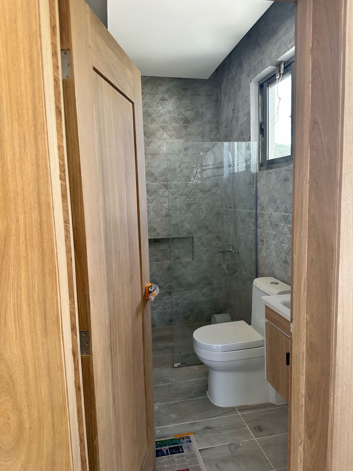 casas - Hermosa Casa en Urbanizacion Cerrada, Llanos de Gu 1