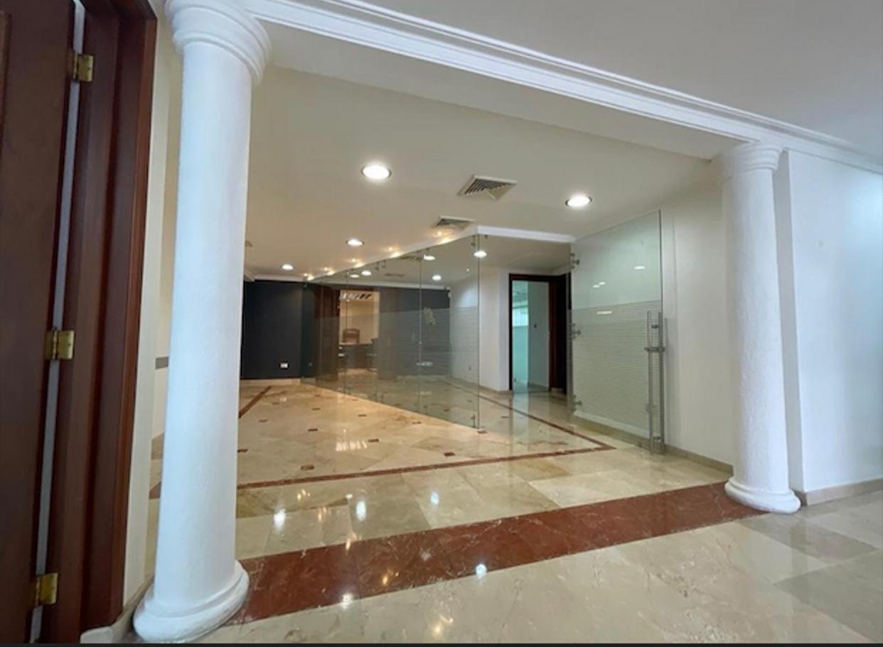 oficinas y locales comerciales - Local en alquiler  2