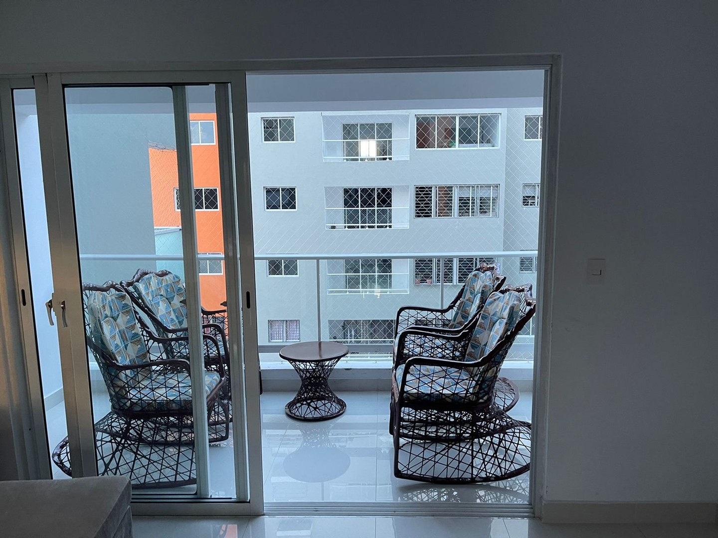 apartamentos - Gran Oportunidad Av, independencia 
Torre Nueva Apartamento De 3 Habitaciones 1