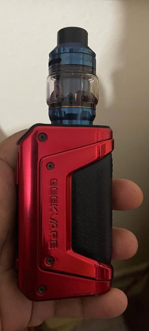hobby y coleccion - Geek vape 2 meses de uso 1