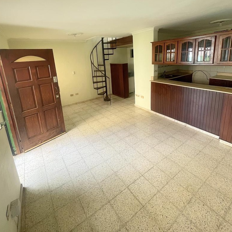 apartamentos - Alquiler de 2 Habitaciones |Bella Vista| con patio   0