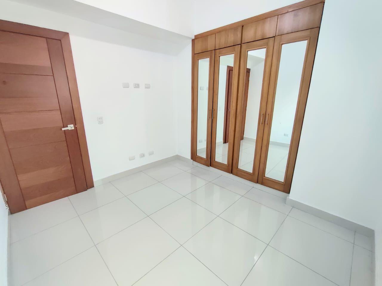 apartamentos - Apartamento en Alquiler URBANIZACIÓN REAL USD 1,40 8