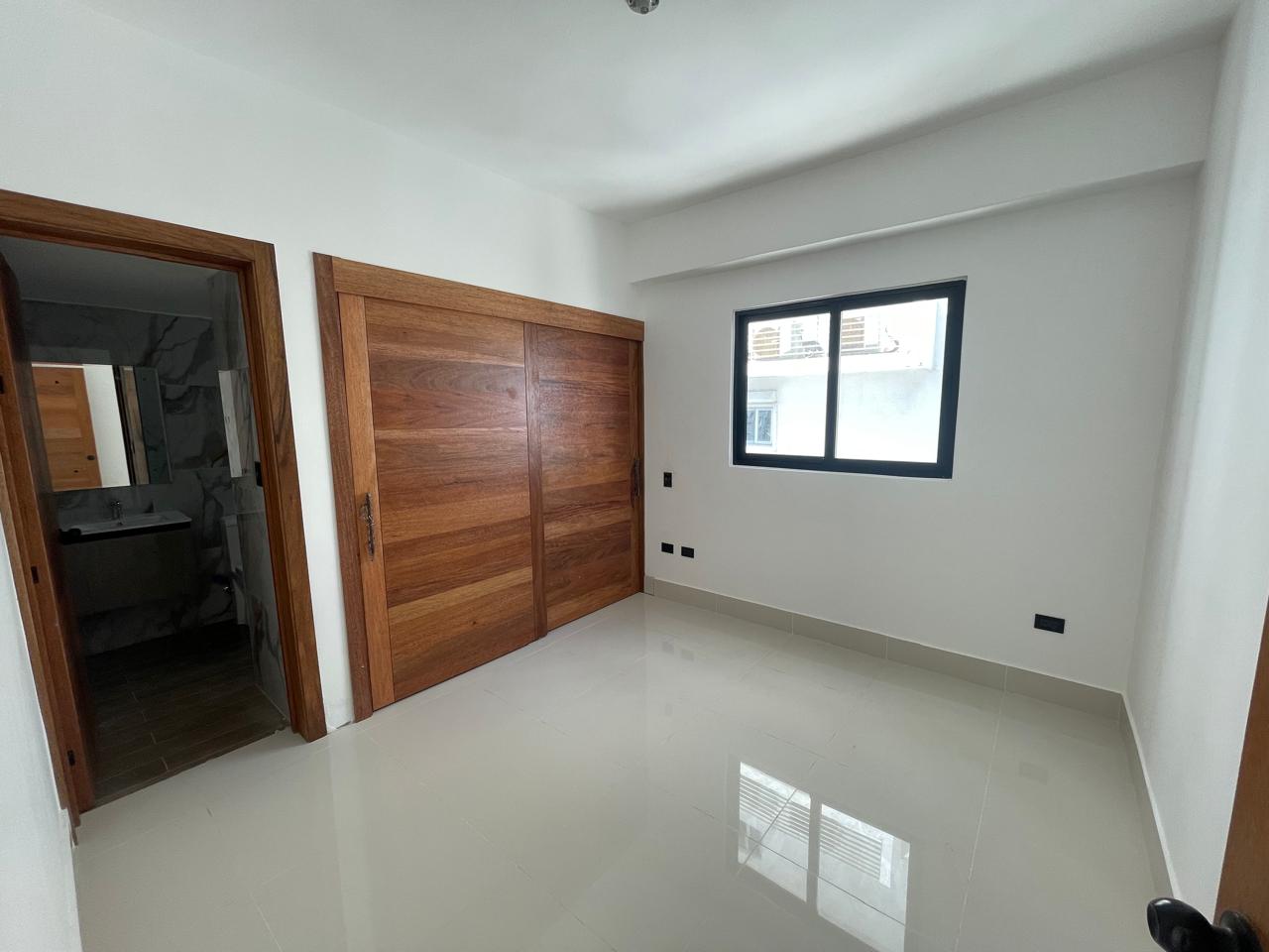 apartamentos - apartamento en serralles en alquiler, cercano naco 9