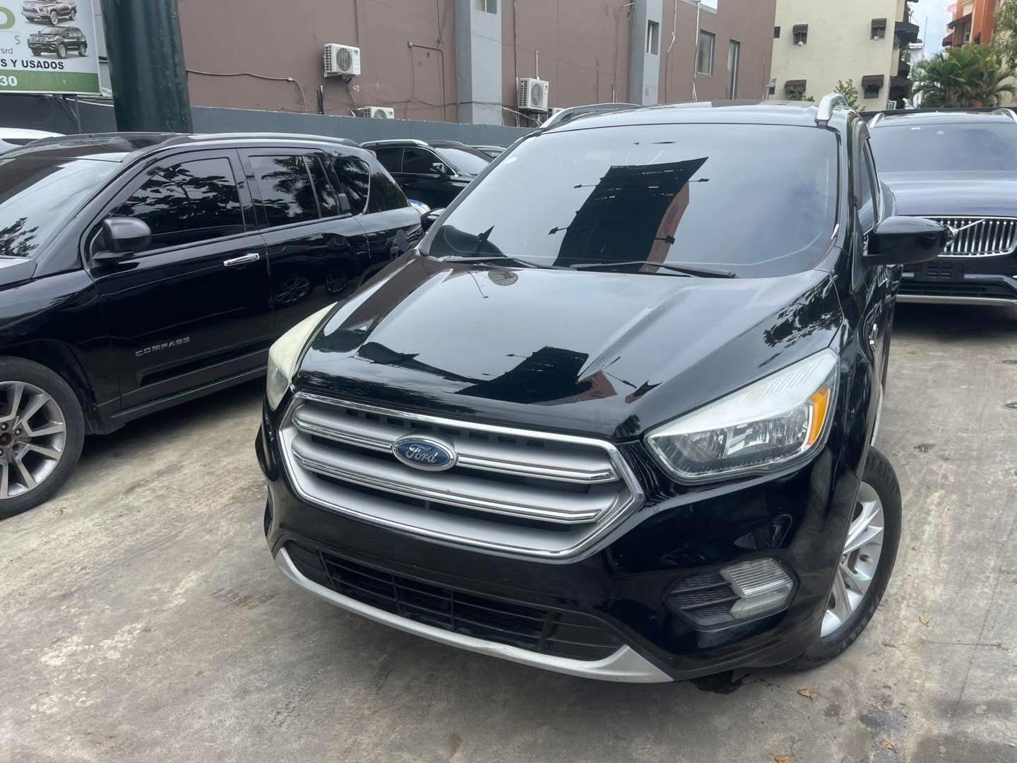 jeepetas y camionetas - FORD ESCAPE SEL ECOBOOST 2017 3