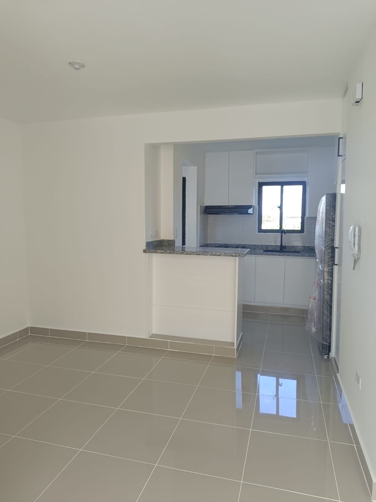muebles y colchones - se vende 2 nivel precio negociable 
 2
