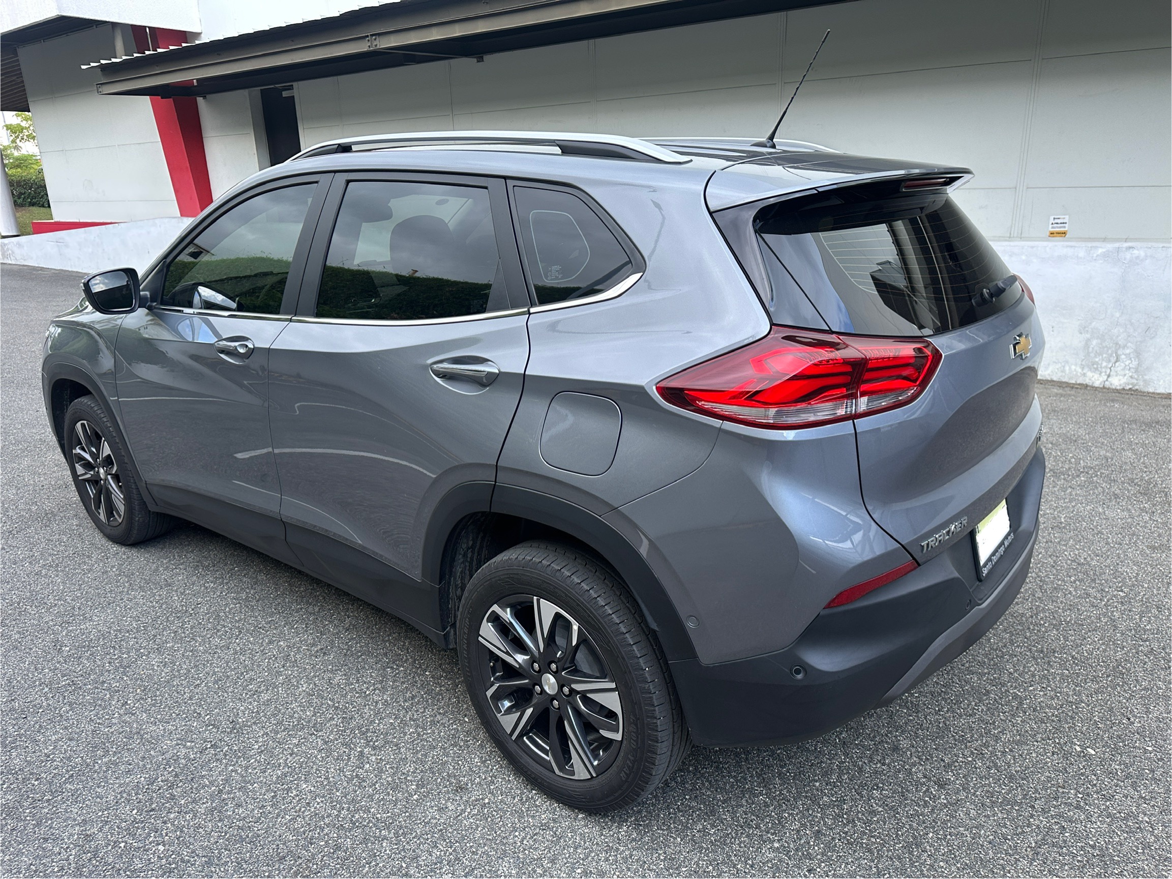 jeepetas y camionetas - Chevrolet Tracker Premier 2023  4