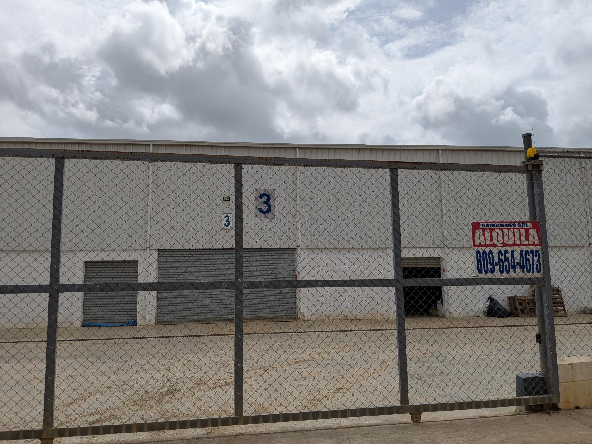 oficinas y locales comerciales - Espacio Almacén Nave km 18 Autopista Duarte, SDO 0