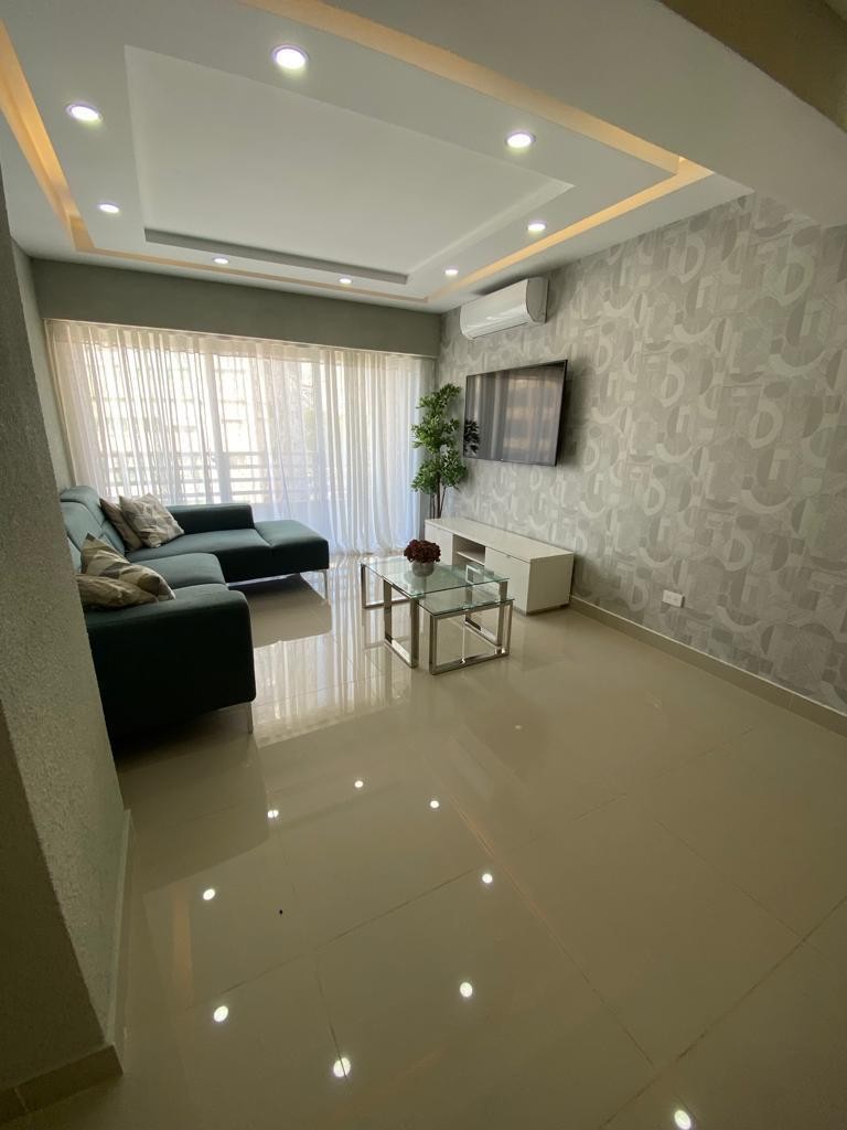 apartamentos - Zona Universitaria, D.N.Apto 100 mts 4to nivel (ascensor)2 HabUS 