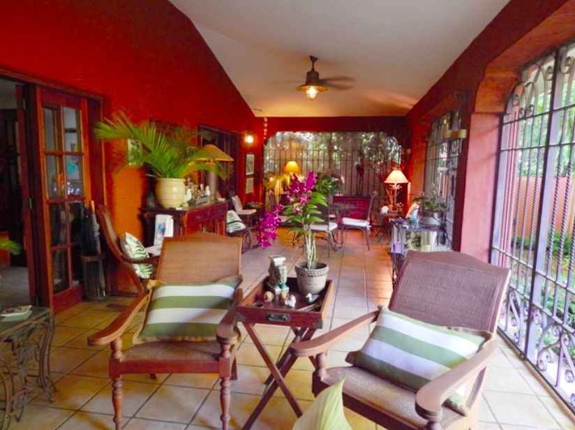 casas - Cuesta Hermosa l casa 7 habitaciones 6 baños patio  2