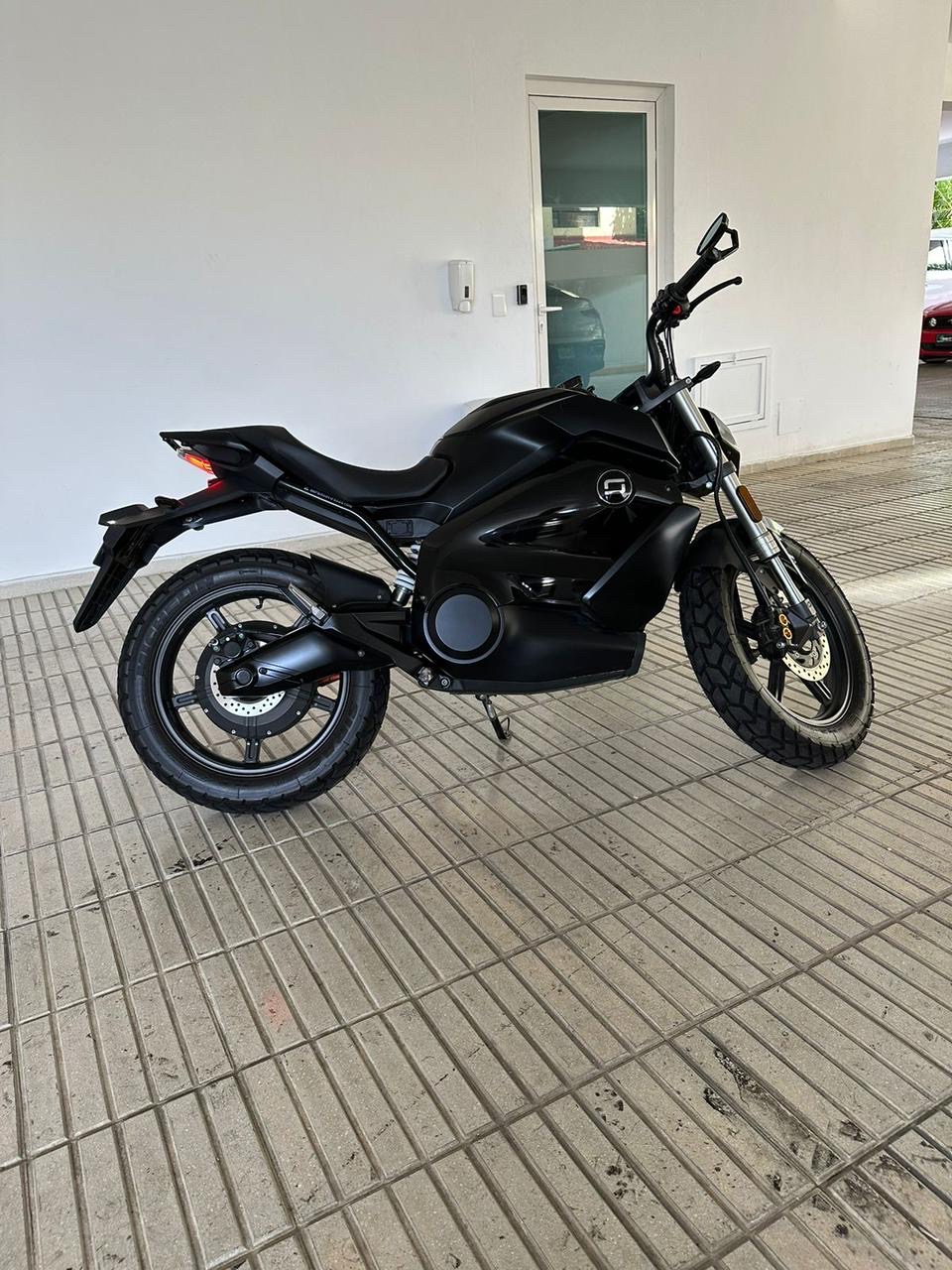 motores y pasolas - Moto Super Soco Street Hunter TS 2022 1