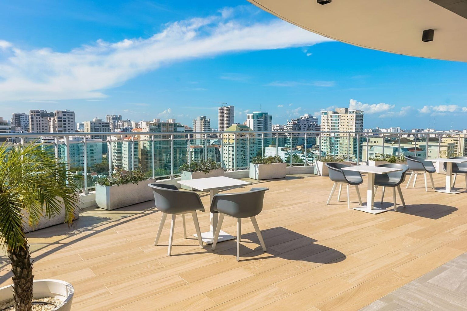apartamentos - Apartamento en modernas torre, en la mejor zona de Piantini 1