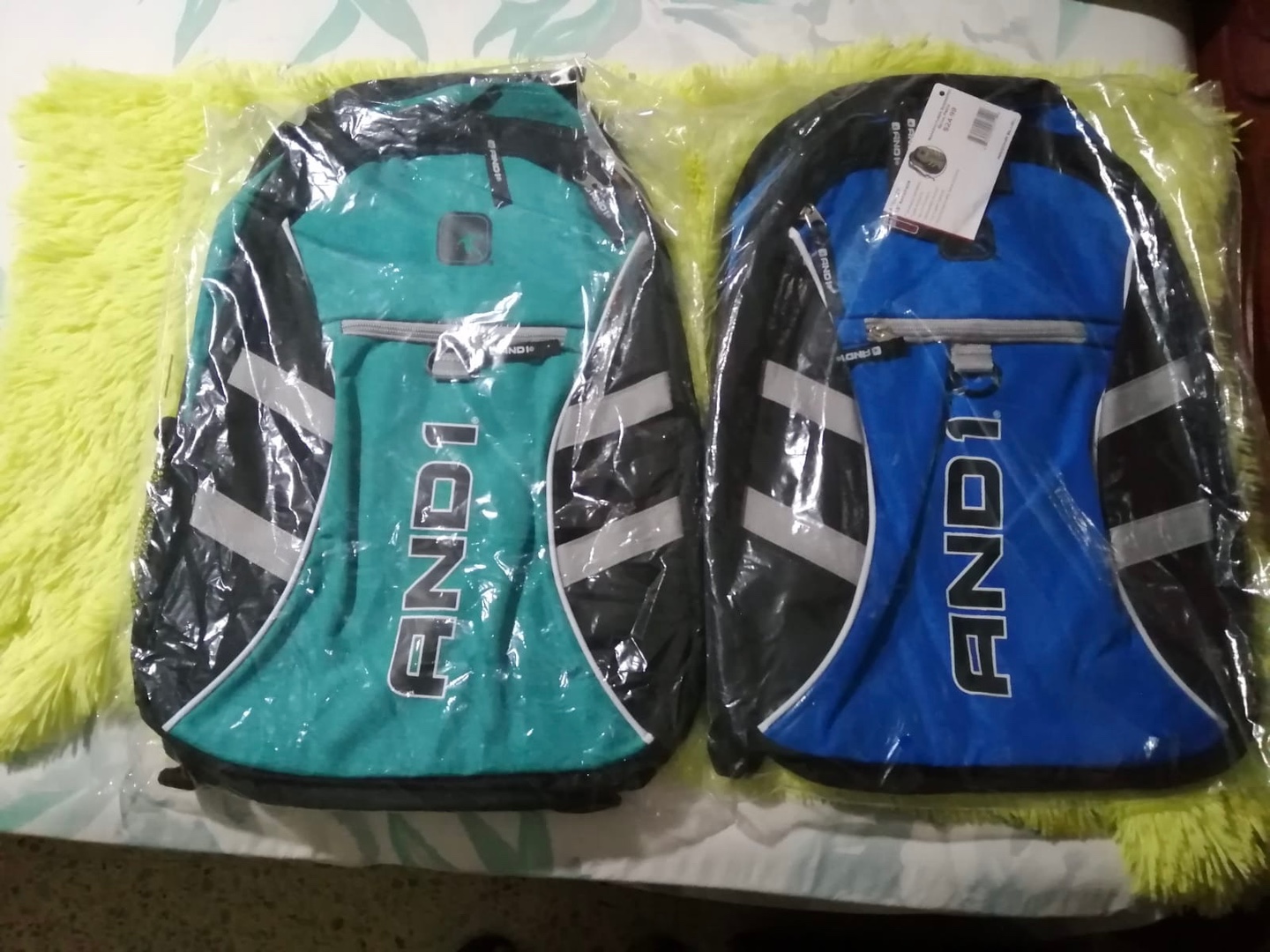 carteras y maletas - Mochilas marca andi 0