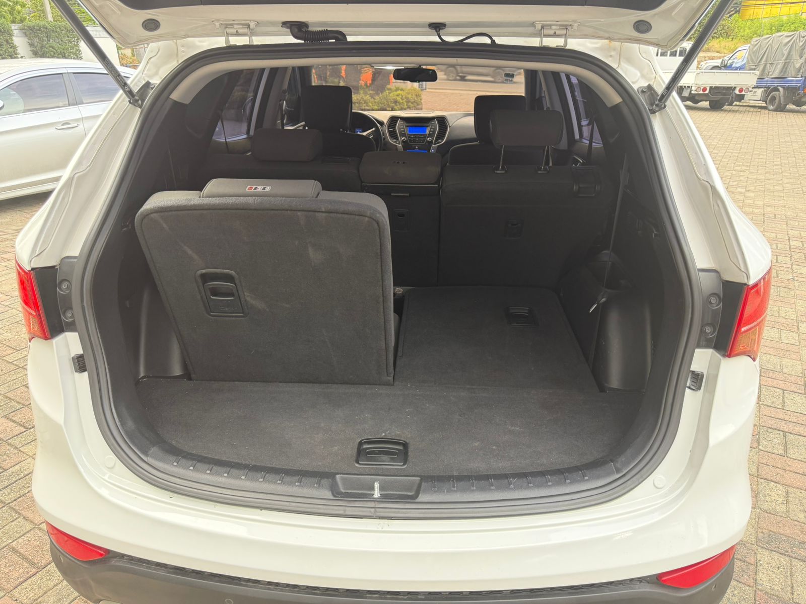 jeepetas y camionetas - hiunday santa fe 2015 diésel  6