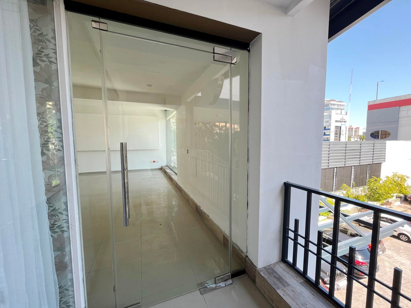 oficinas y locales comerciales - Local Comercial Alquiler en Piantini 7