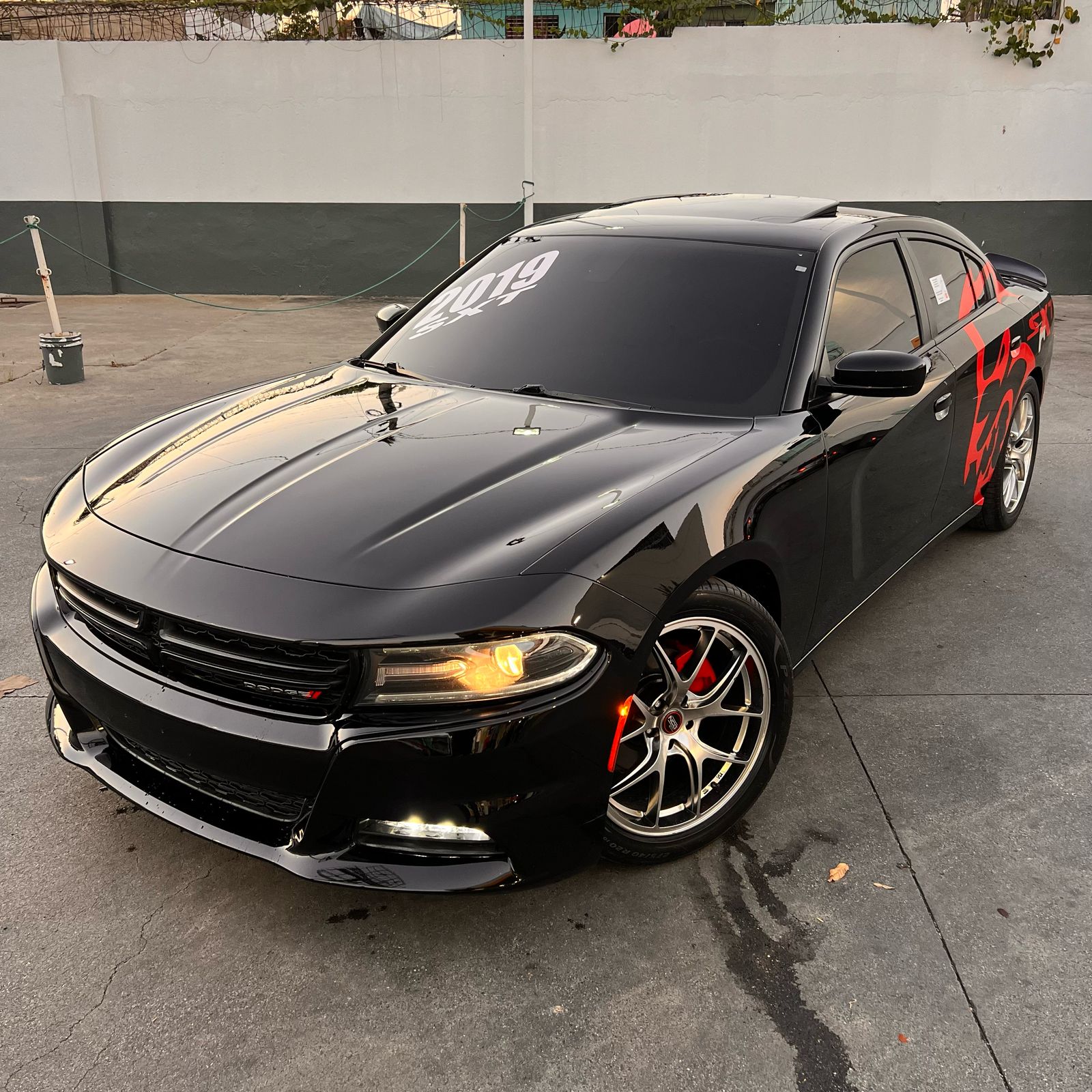 carros - Dodge Charger SXT 2019 1