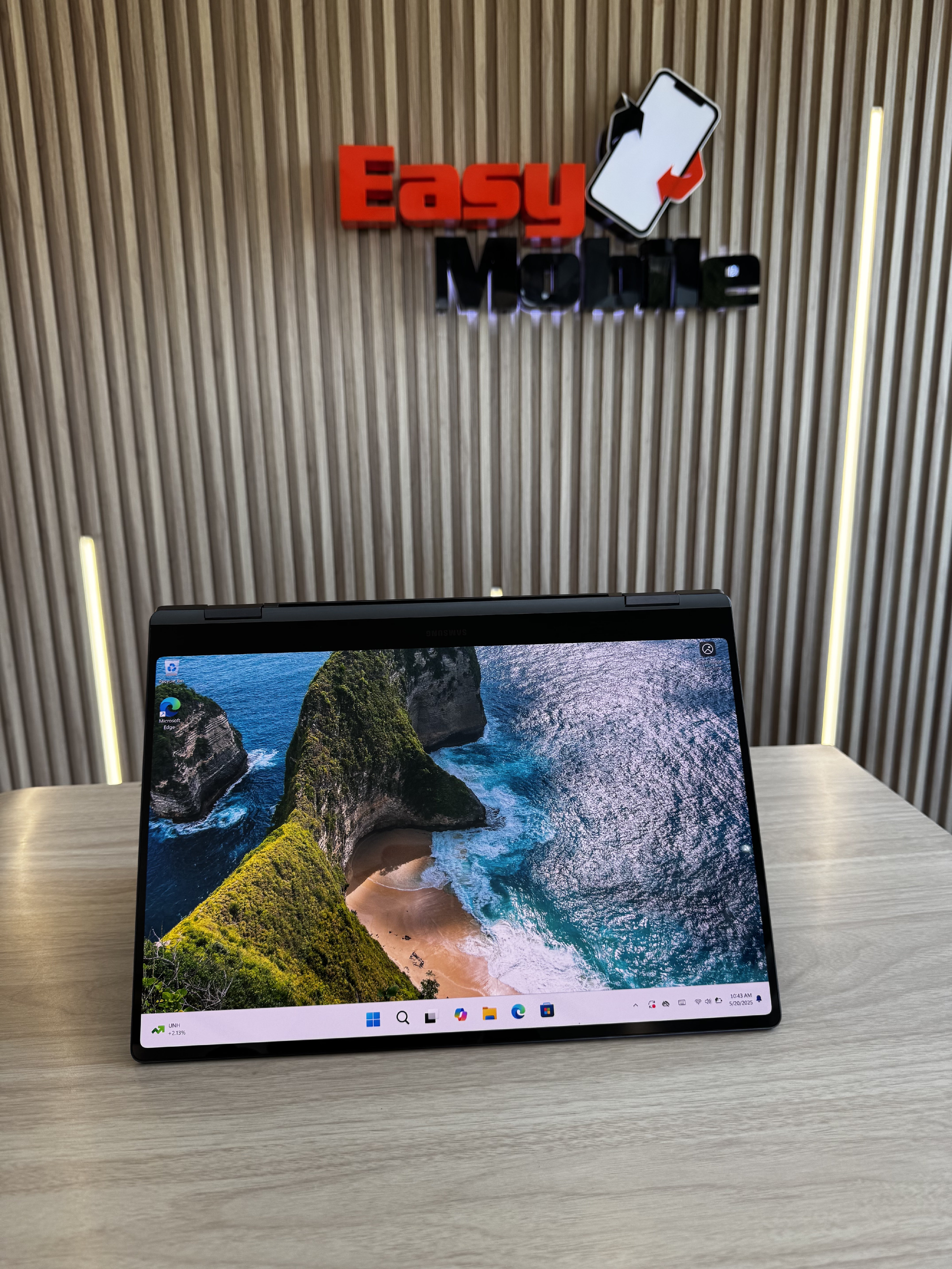 computadoras y laptops - SAMSUNG GALAXY BOOK 3 PRO i7-1360P 16" FHD AMOLED 2 iN 1 (360) 16GB RAM 1TB  2