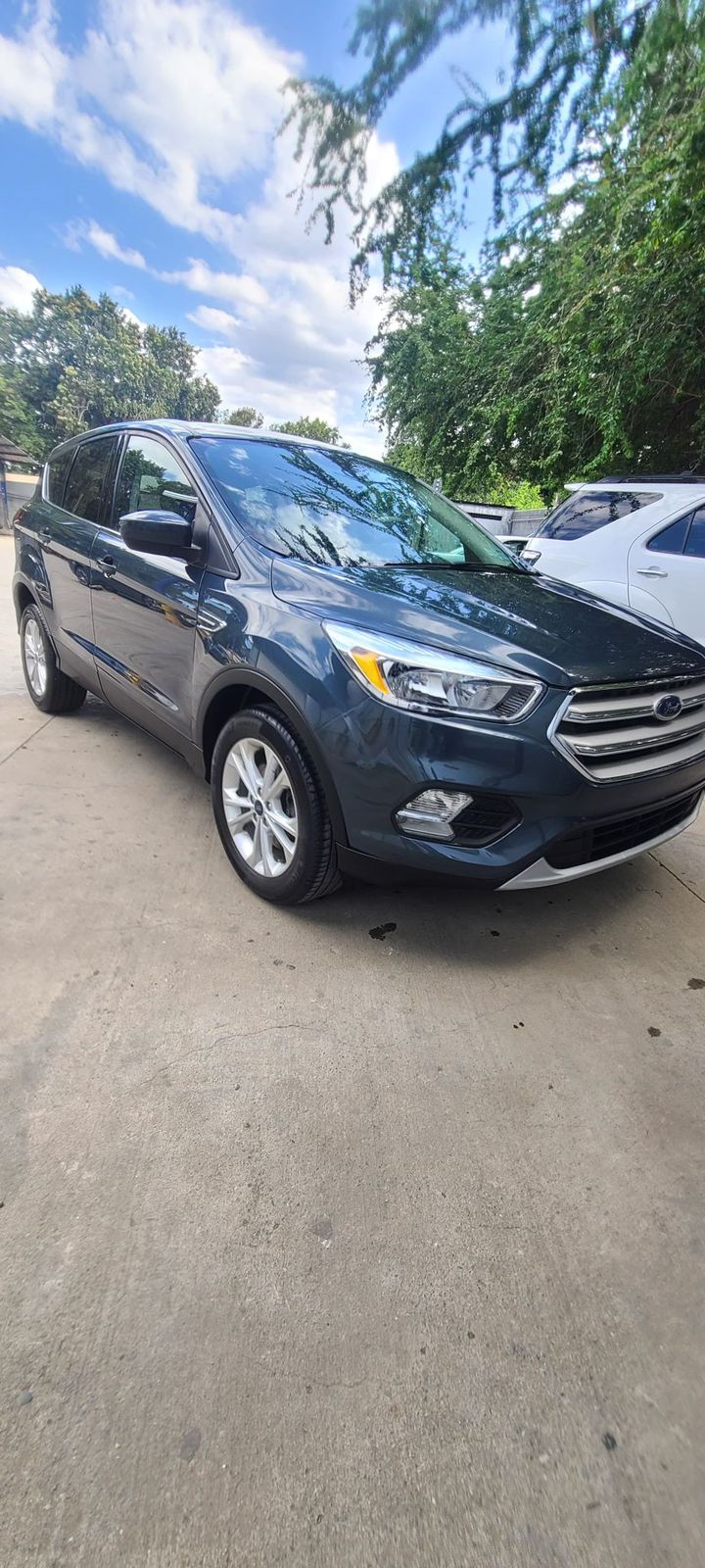 jeepetas y camionetas - Ford Escape SE 2019, Excelente condiciones  3
