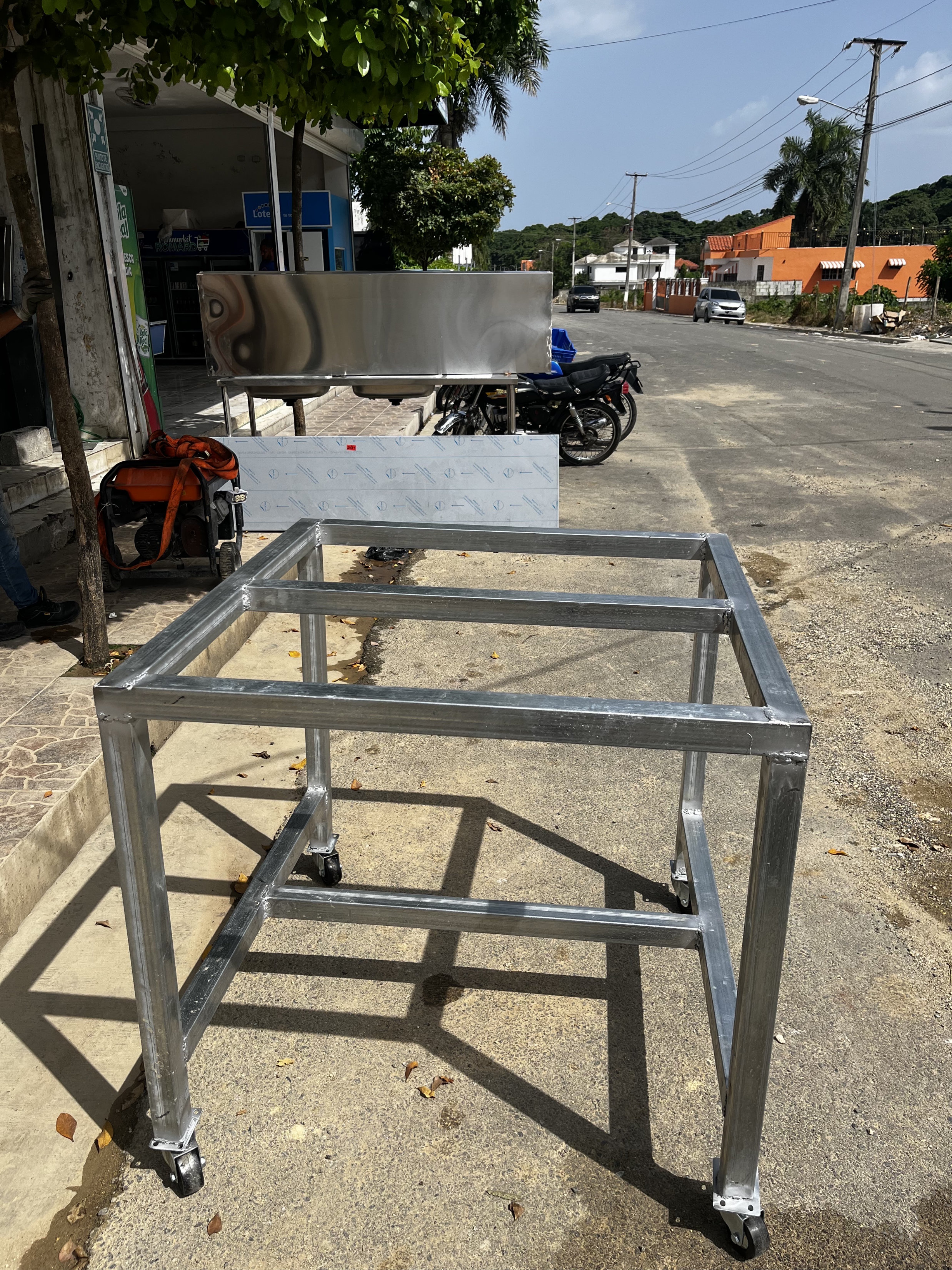 equipos profesionales - Base para hornos Industrial 
 3