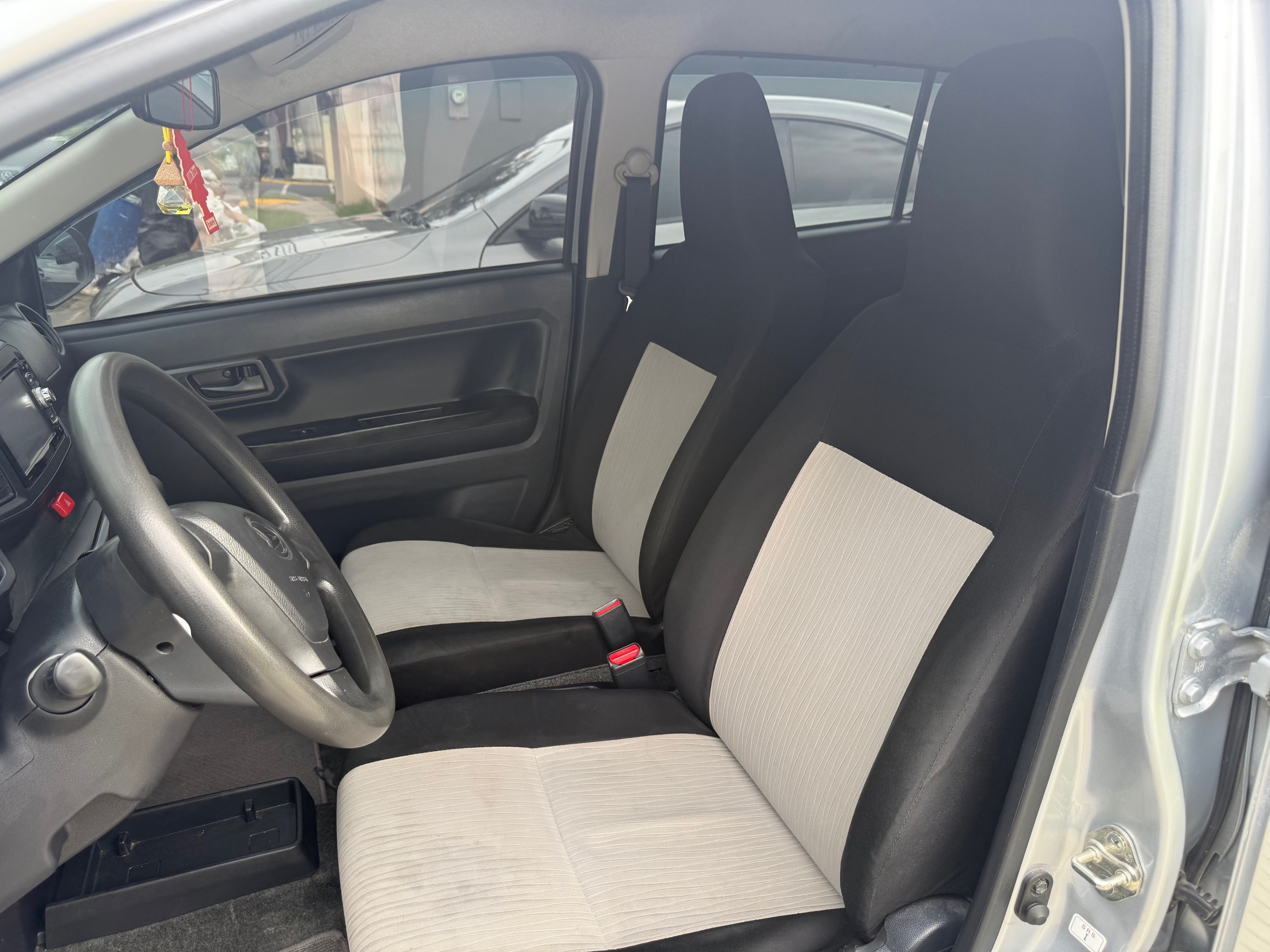 carros - Daihatsu Mira 2018 7