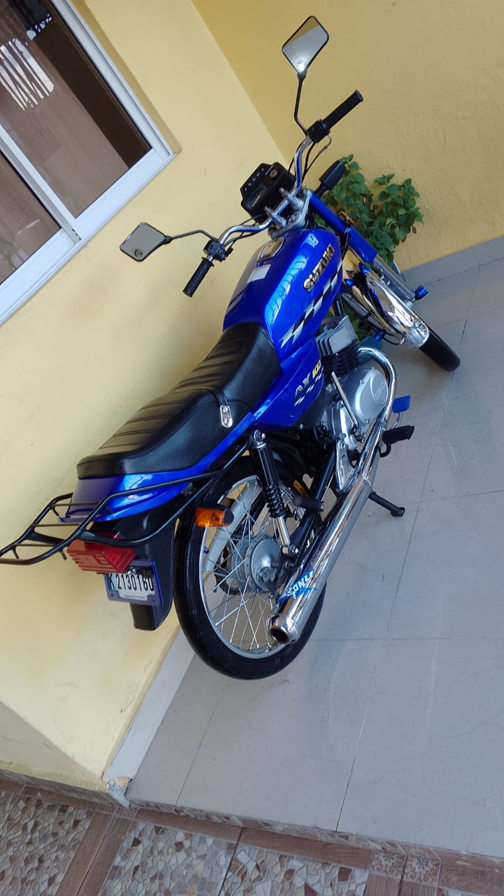 motores y pasolas - Suzuki AX100 0