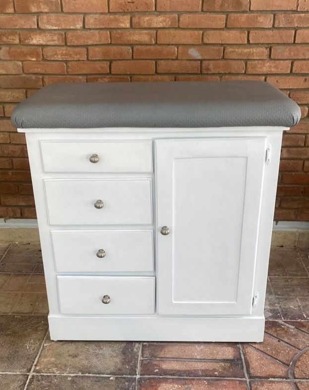 muebles - Cambiador de bebé con gavetas