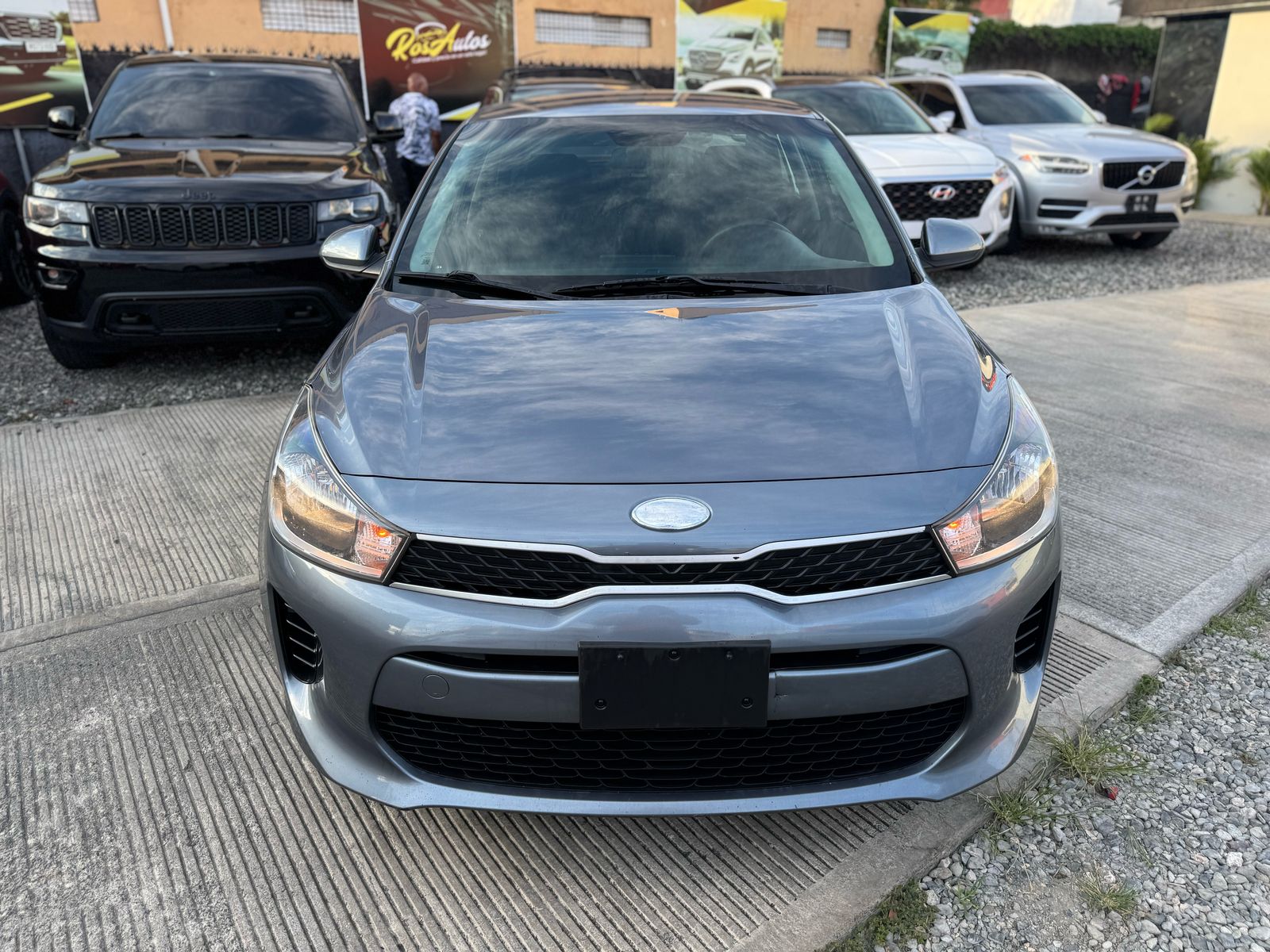 carros - Kia Rio S 2019 1